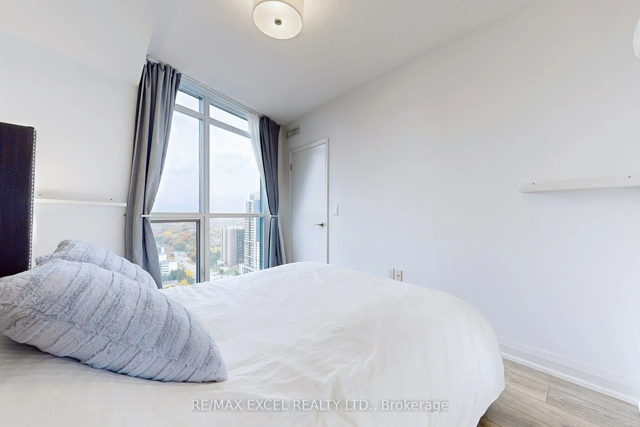 9 Valhalla Inn Road, #2505