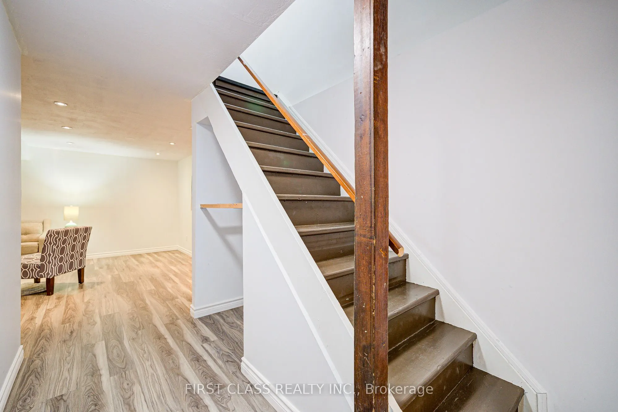 2841 Andorra Circle