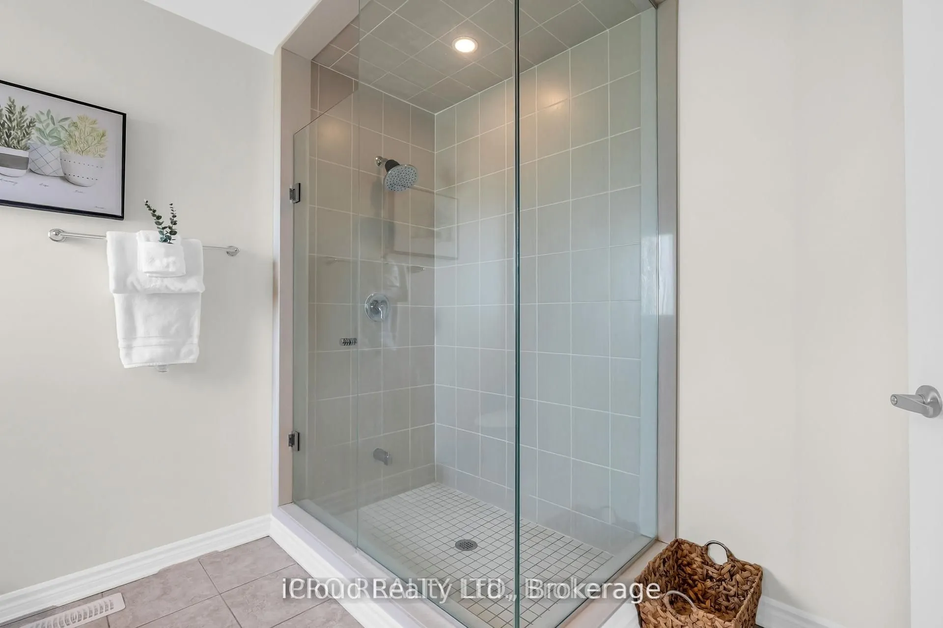 1139 Farmstead Drive