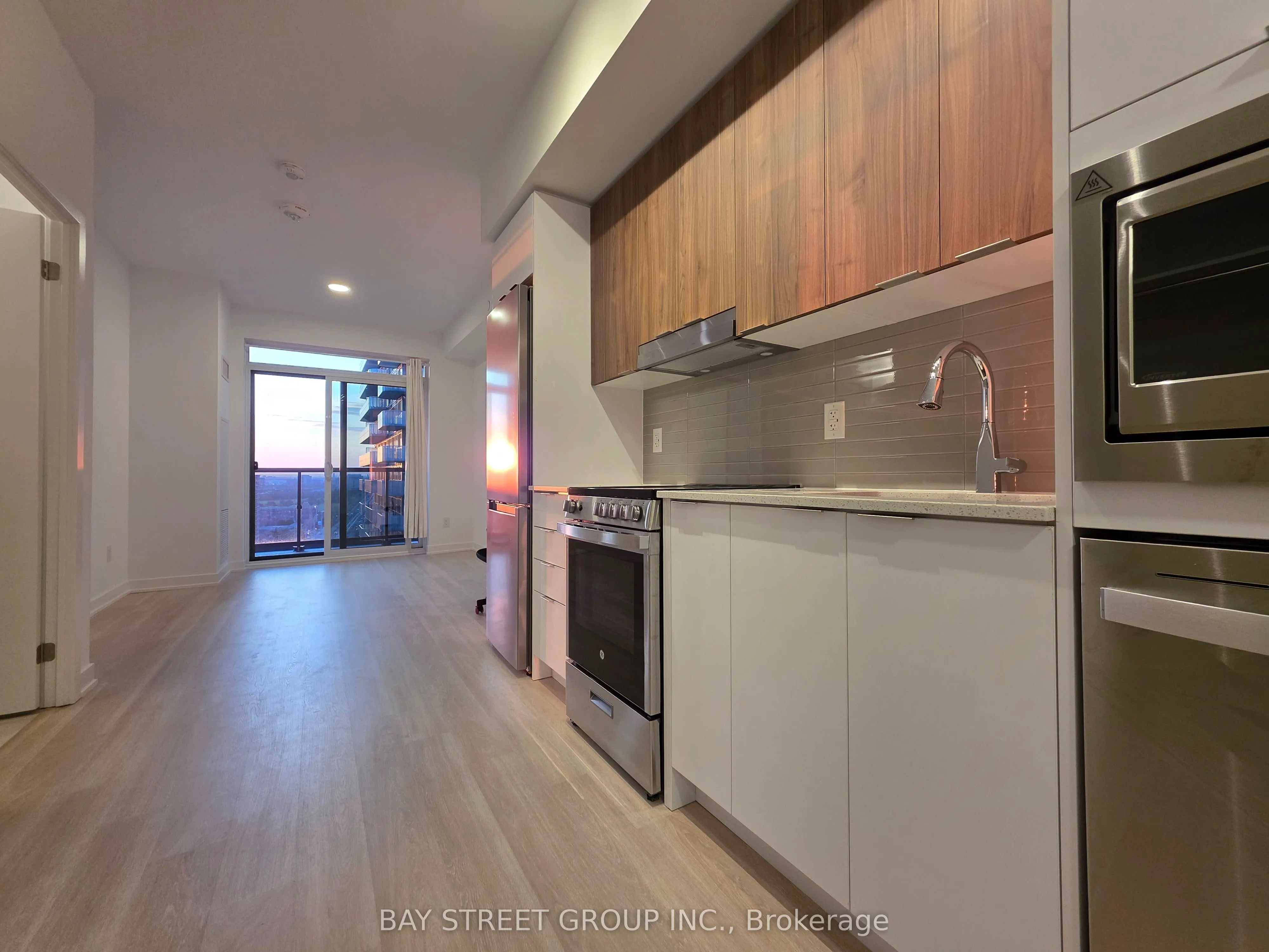 5105 Hurontario Street, #2009