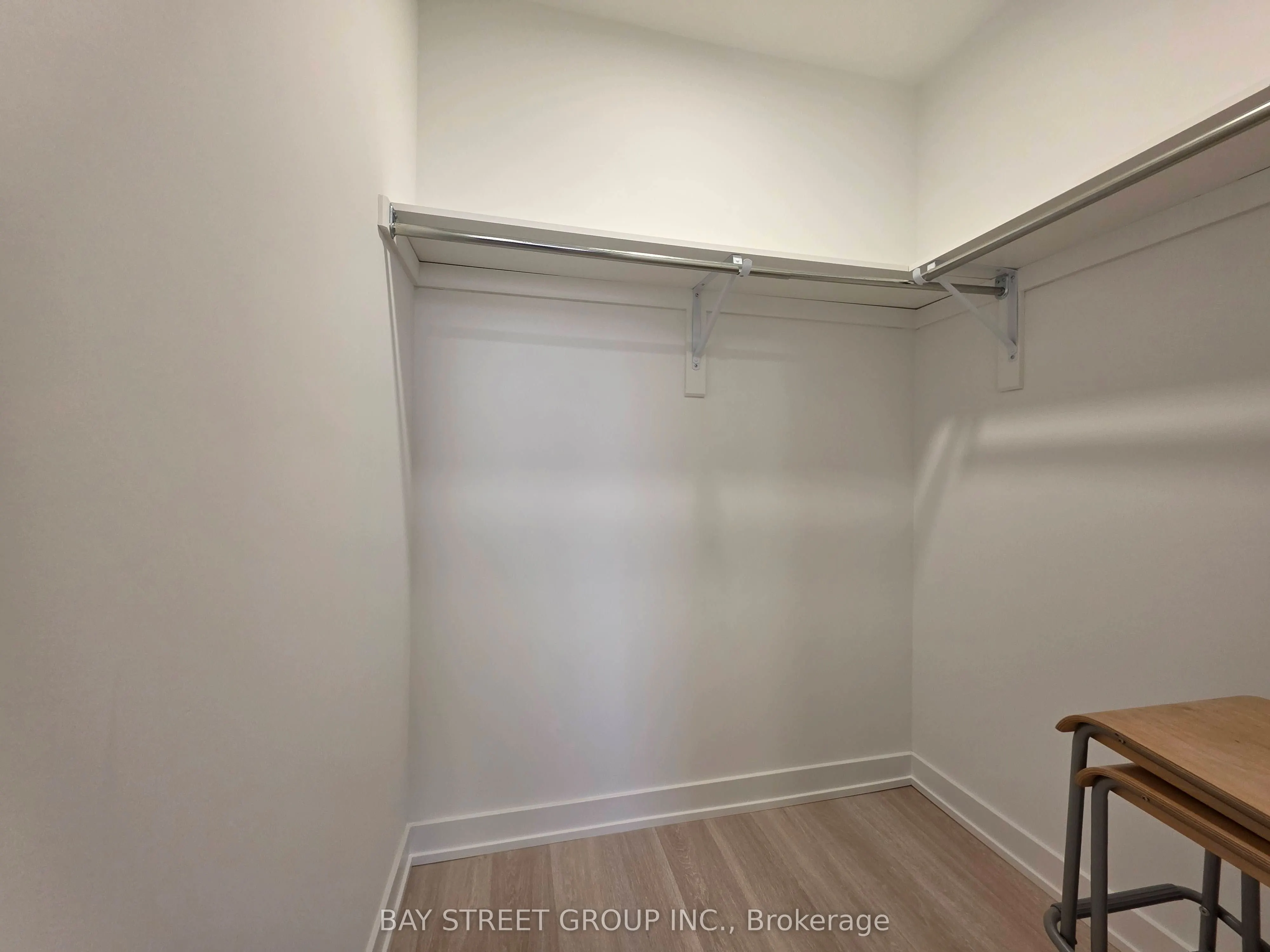5105 Hurontario Street, #2009