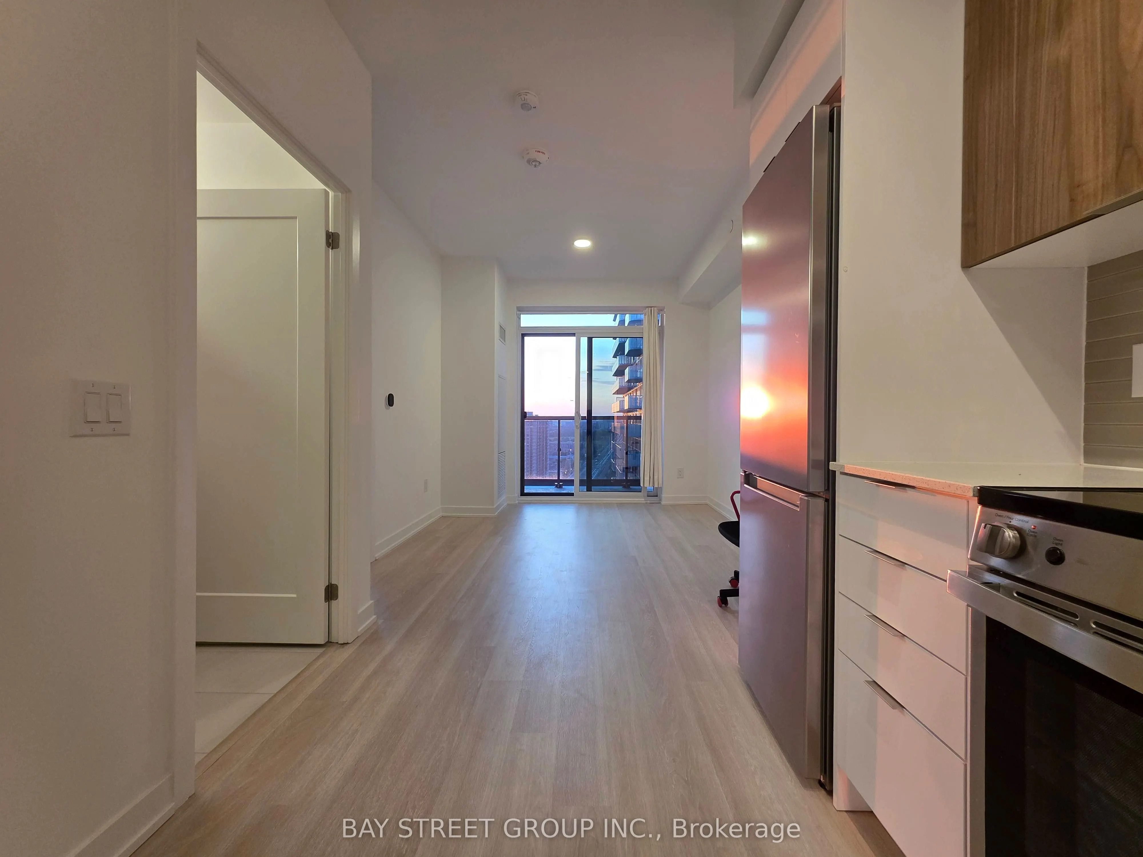 5105 Hurontario Street, #2009