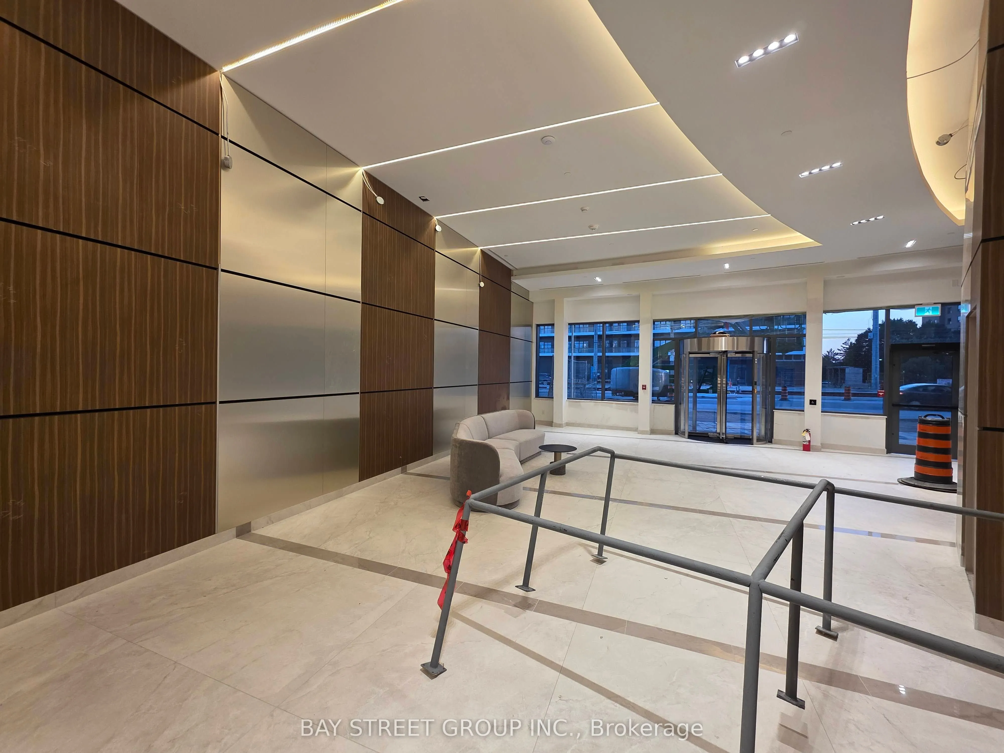 5105 Hurontario Street, #2009