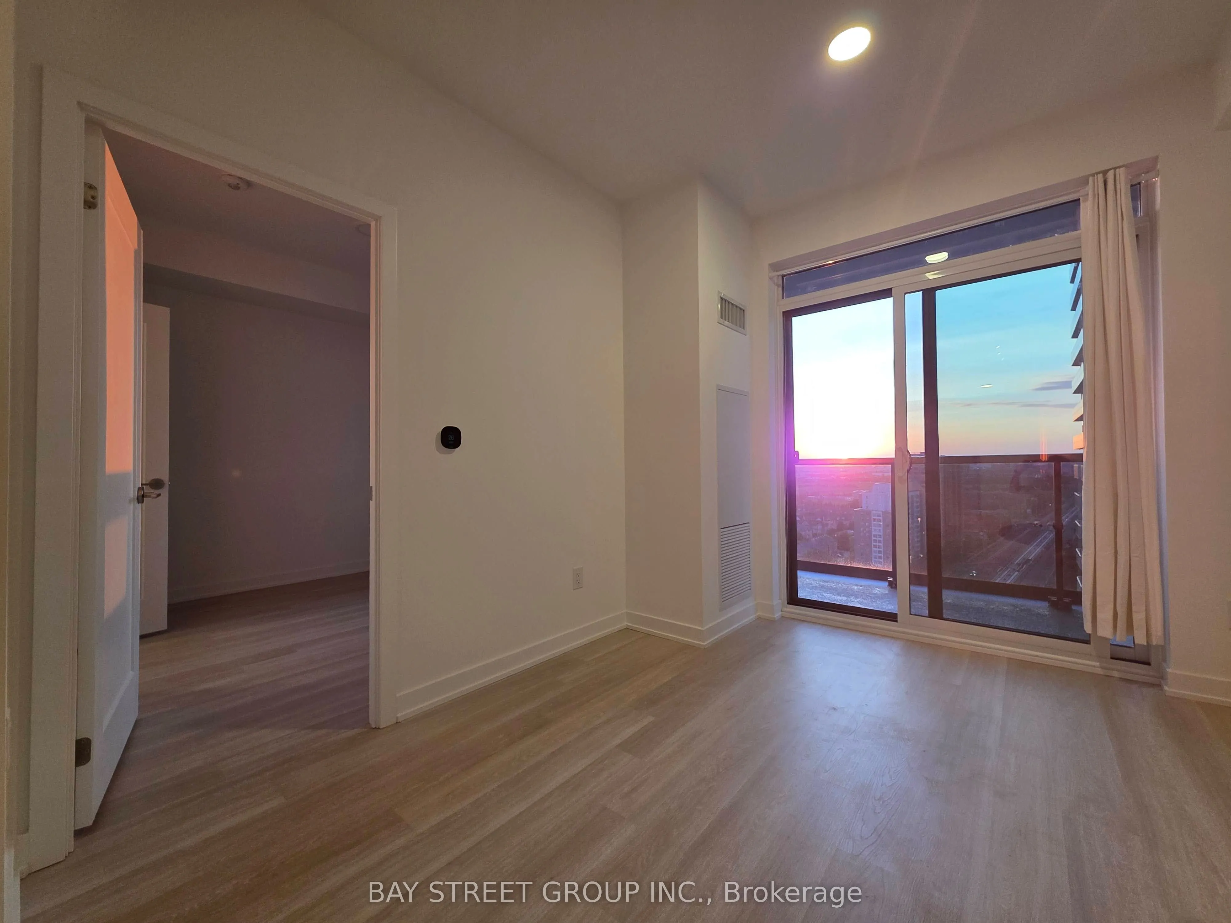 5105 Hurontario Street, #2009