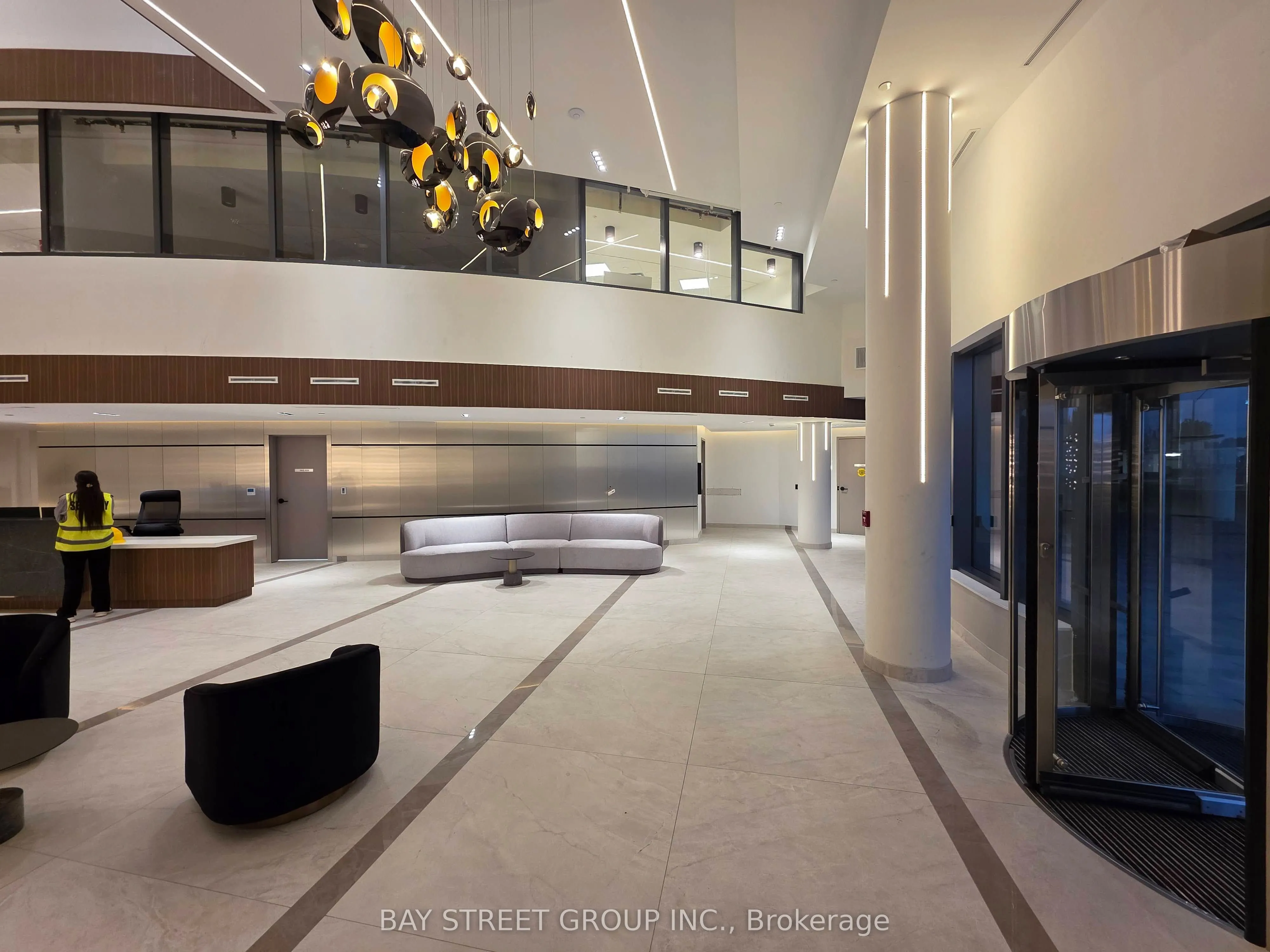 5105 Hurontario Street, #2009