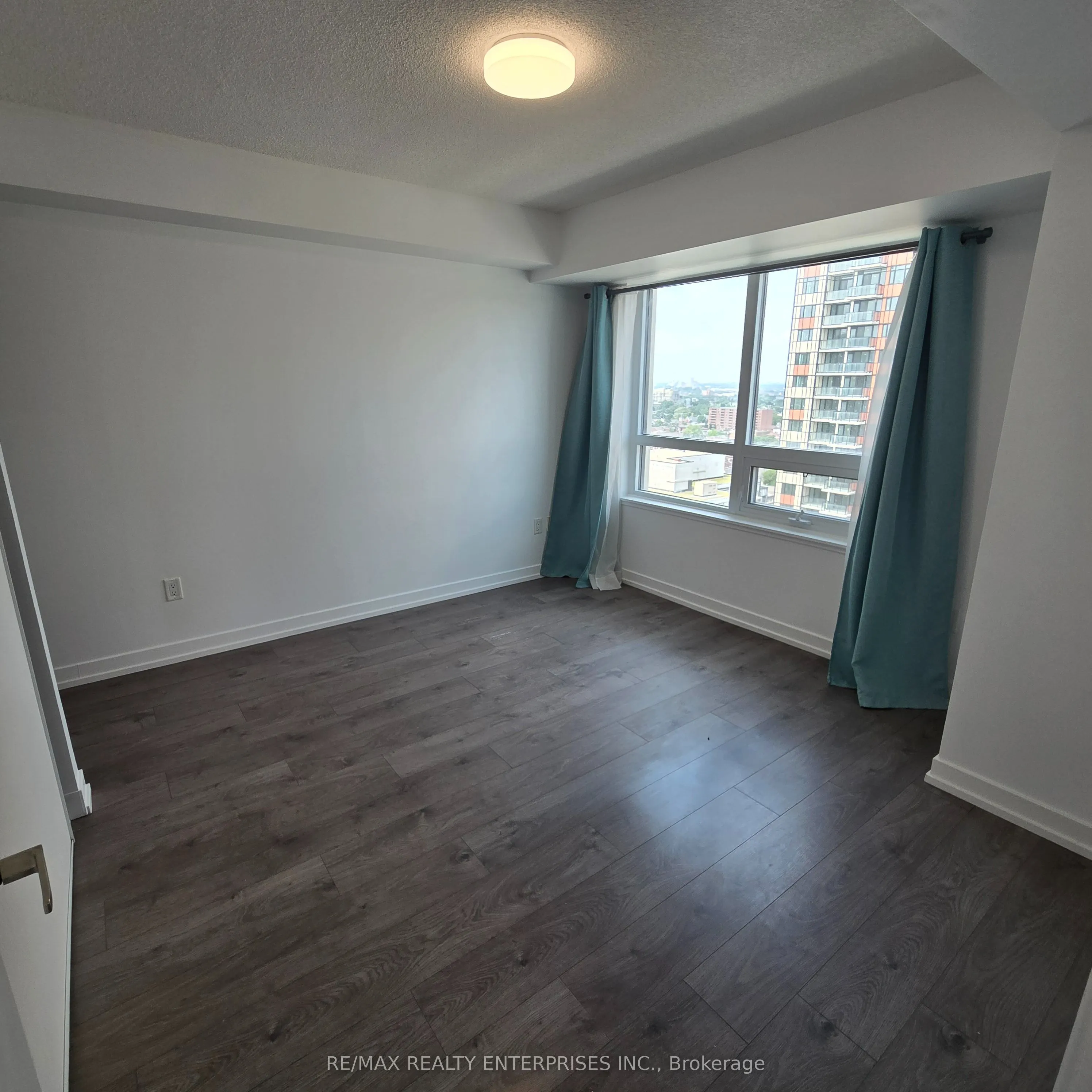 1410 Dupont Street, #2201