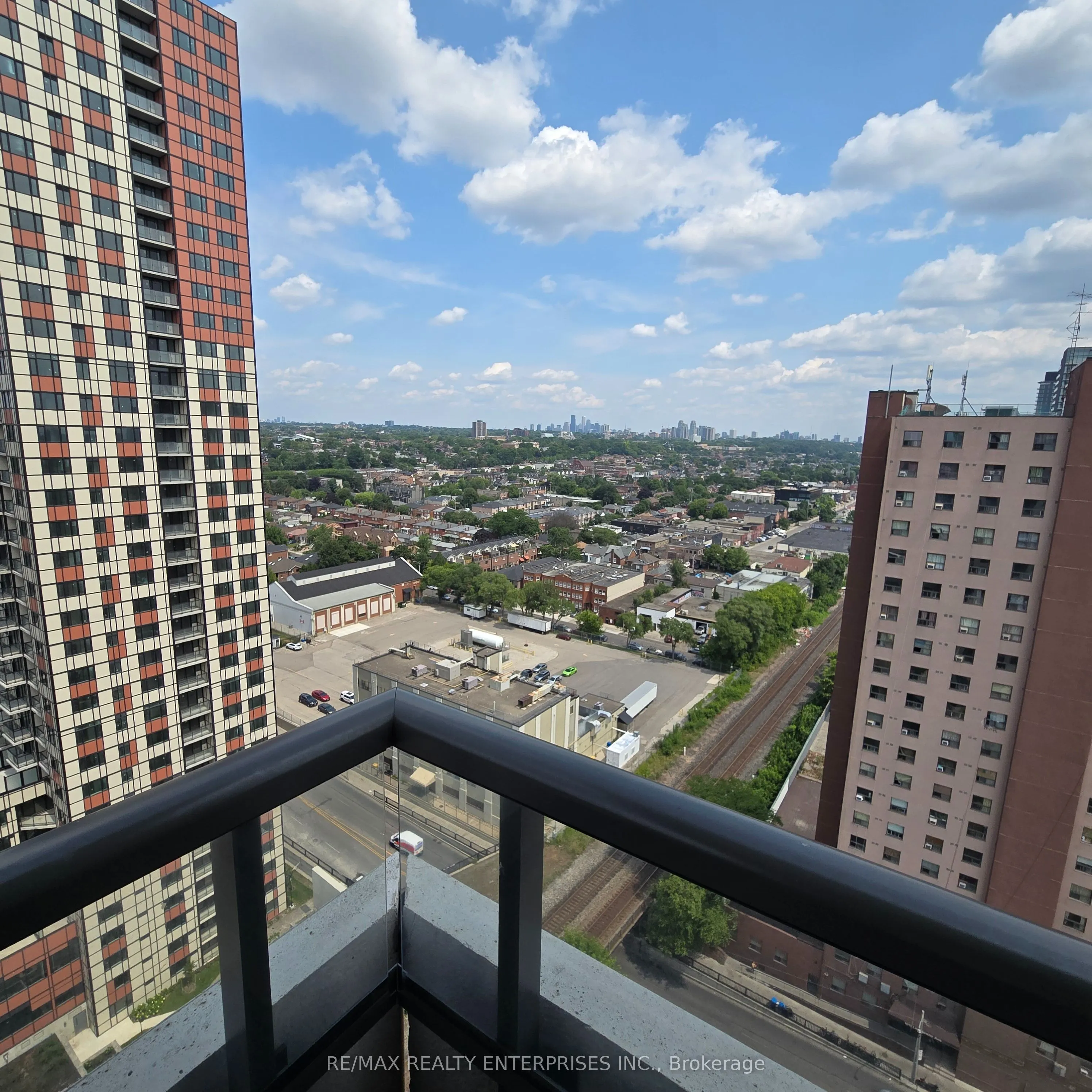 1410 Dupont Street, #2201