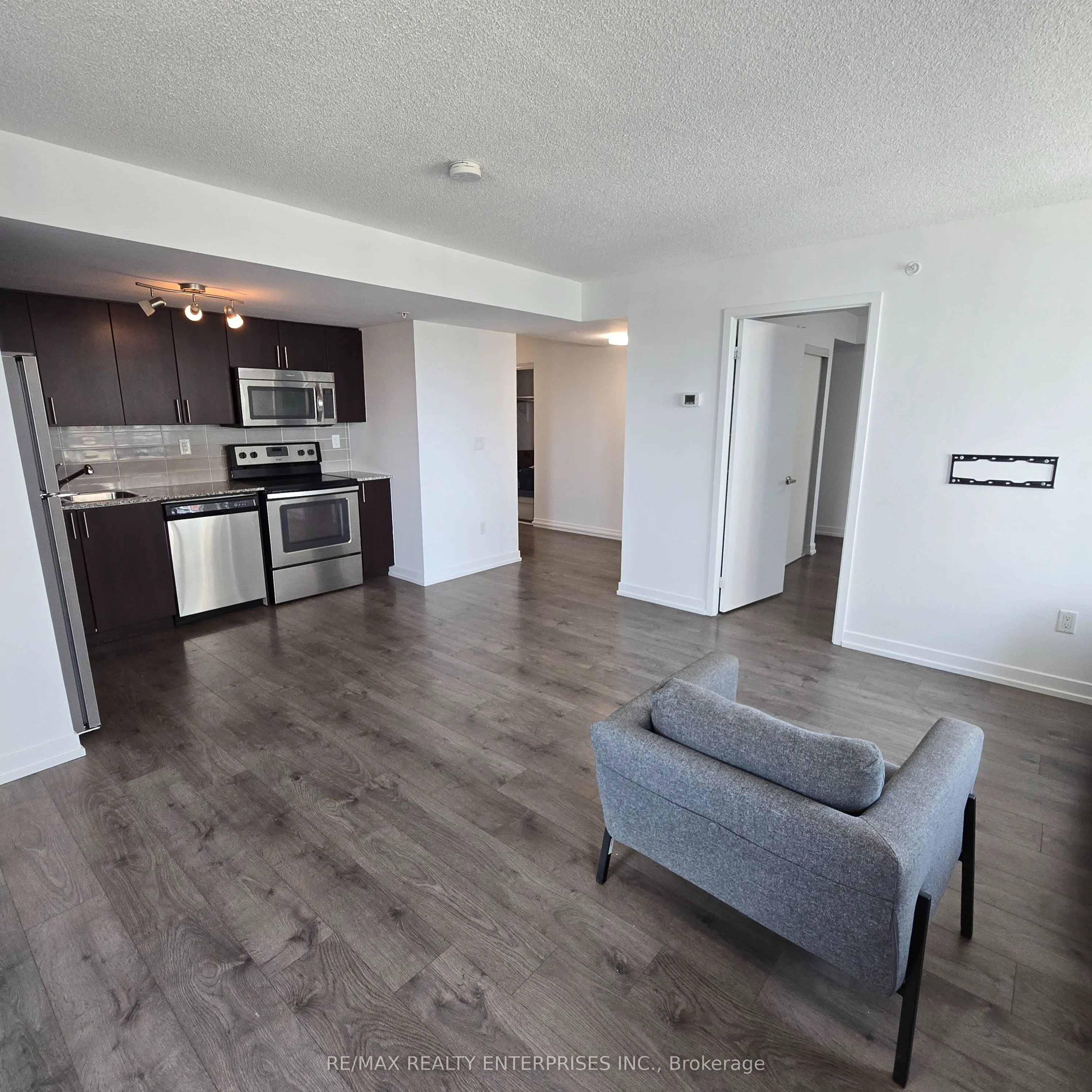 1410 Dupont Street, #2201