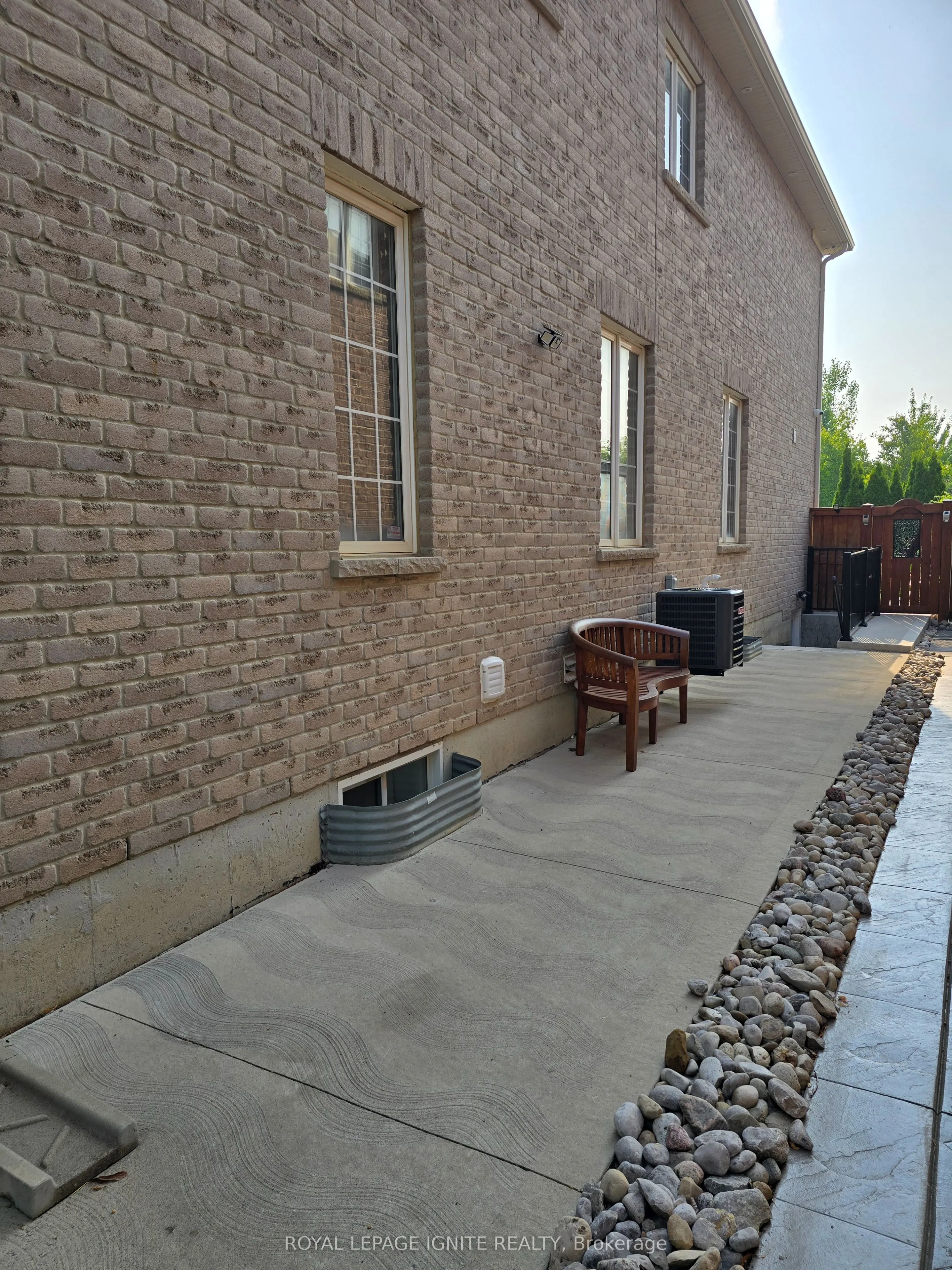 7 Twistleton Street, #Bsmt