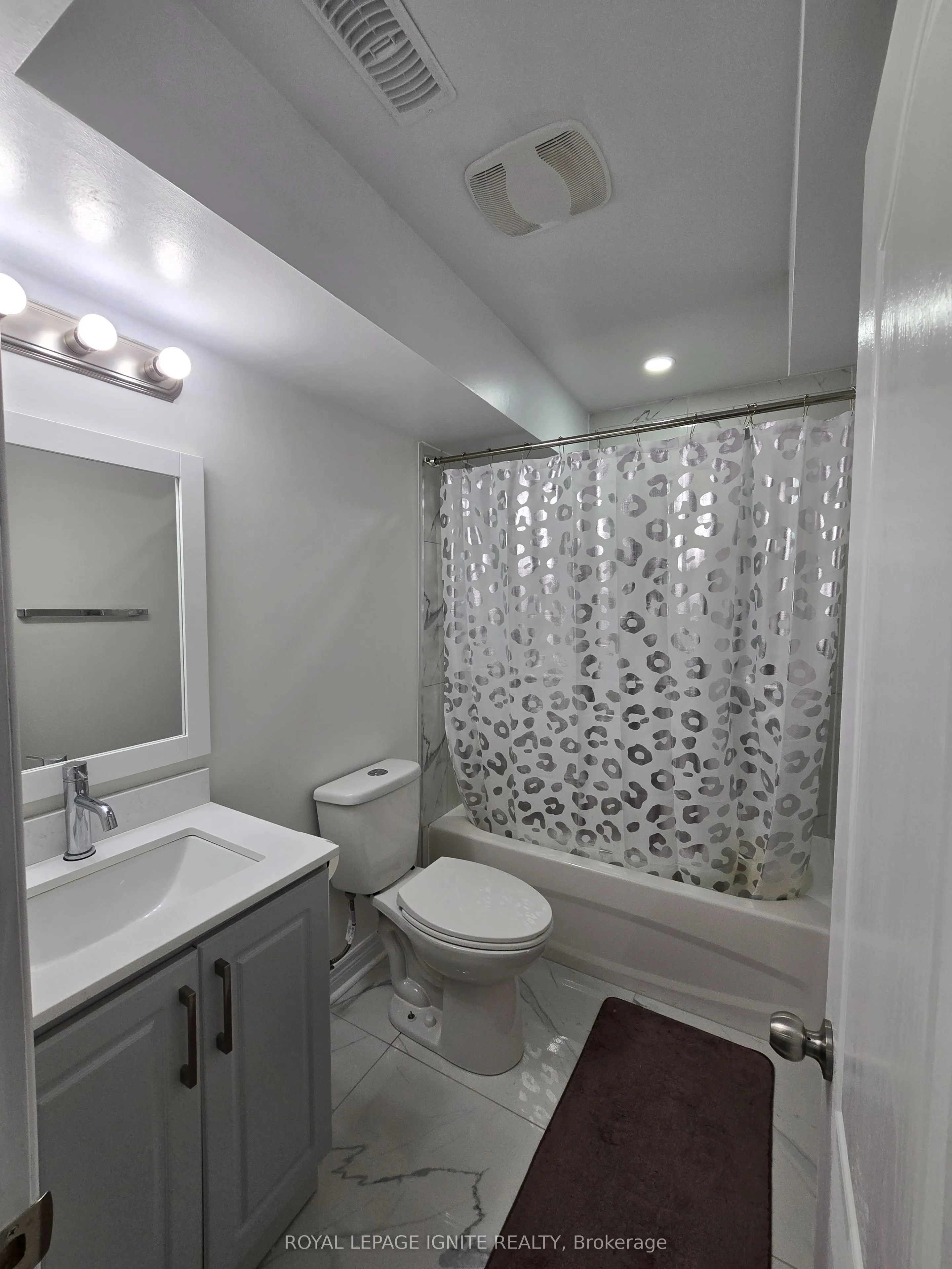 7 Twistleton Street, #Bsmt