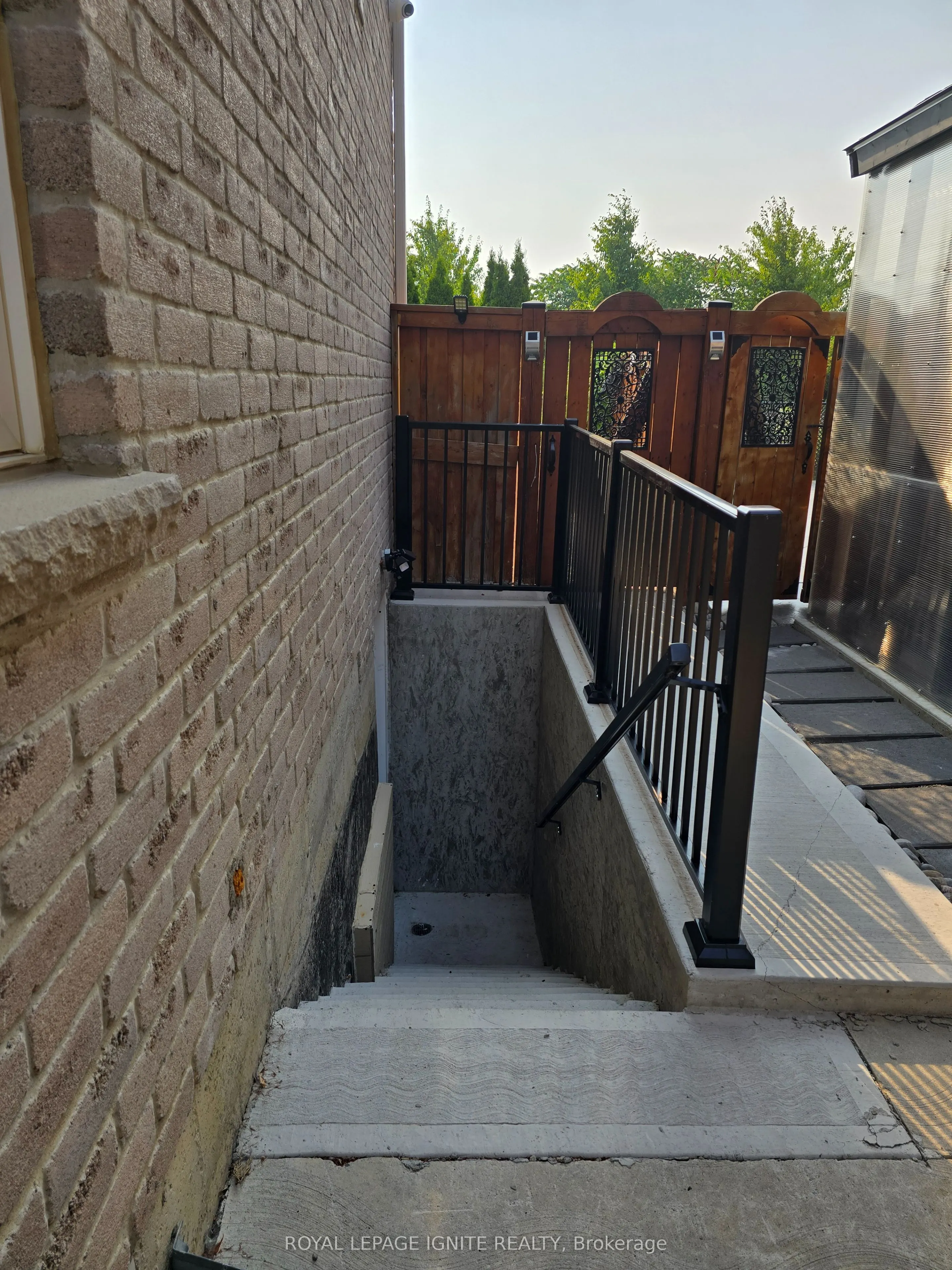 7 Twistleton Street, #Bsmt