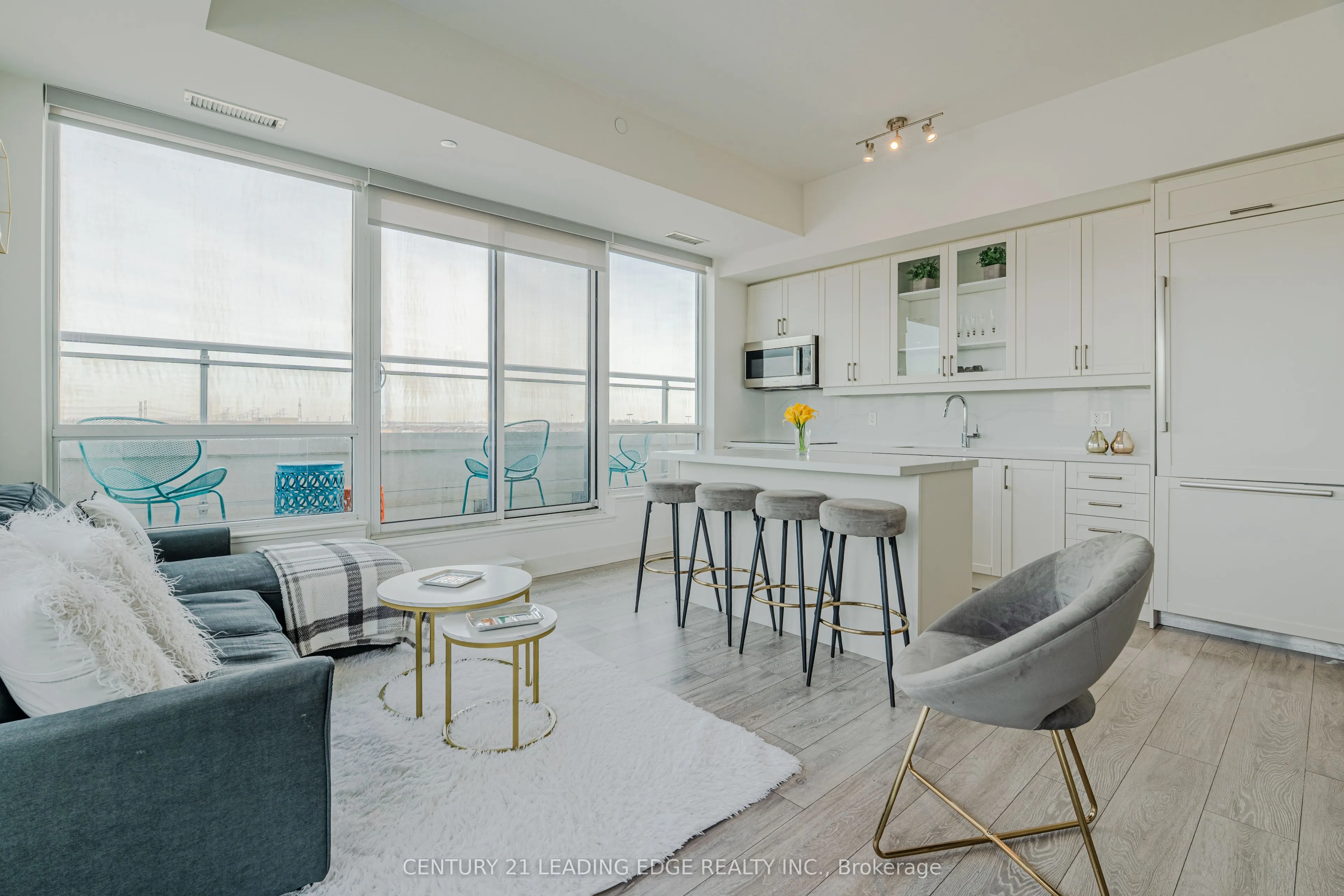1050 MAIN Street E, #610