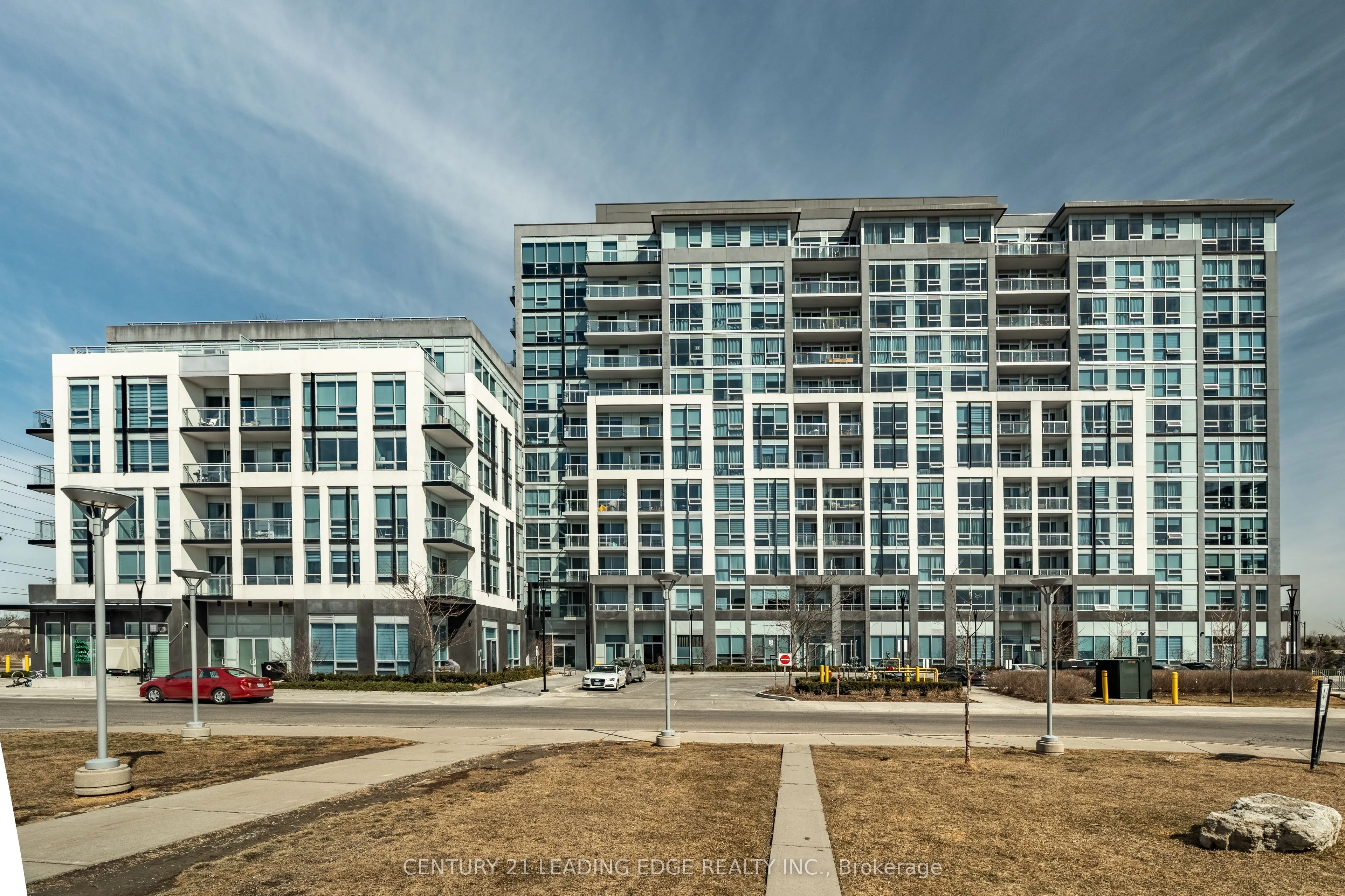 1050 MAIN Street E, #610