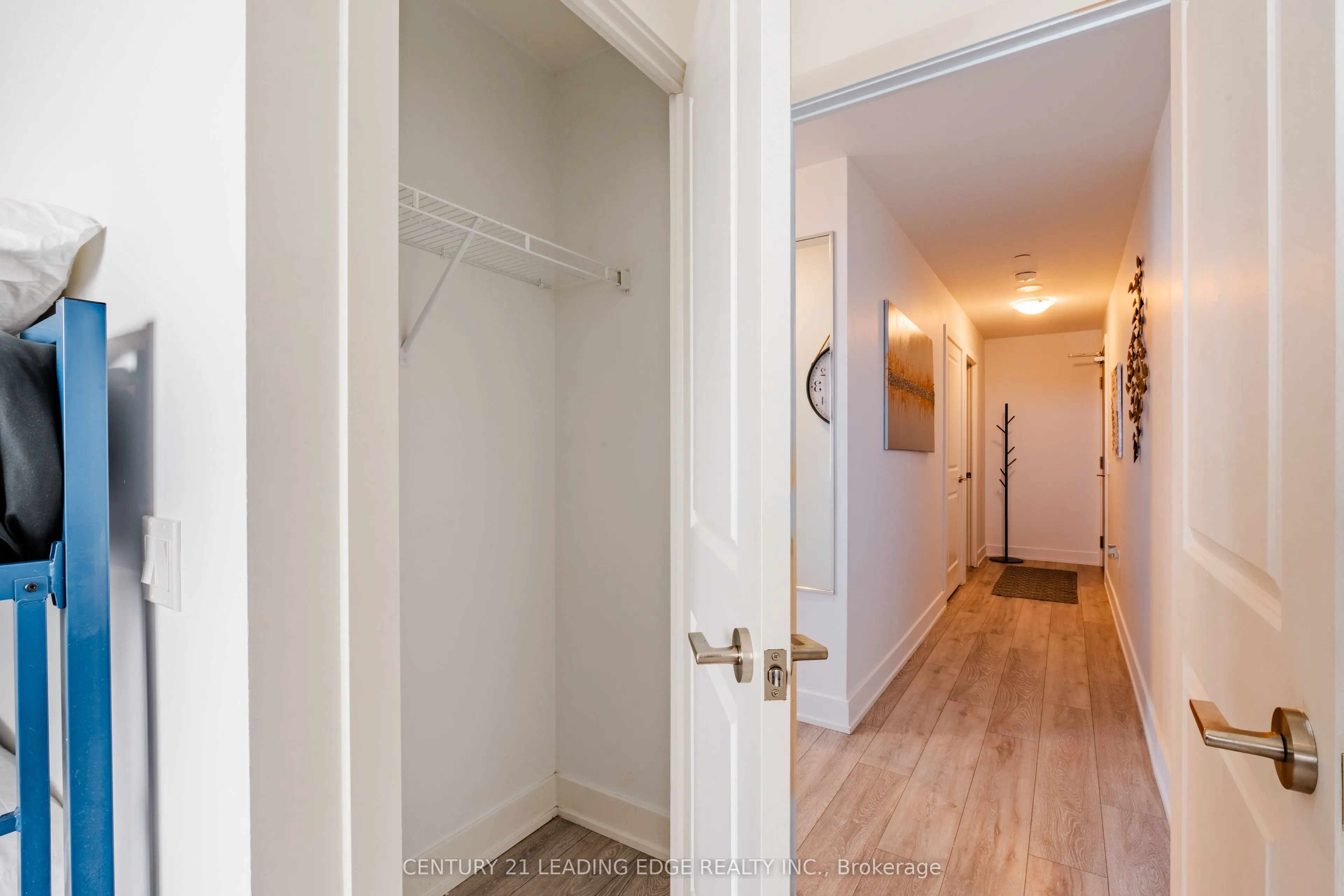 1050 MAIN Street E, #610