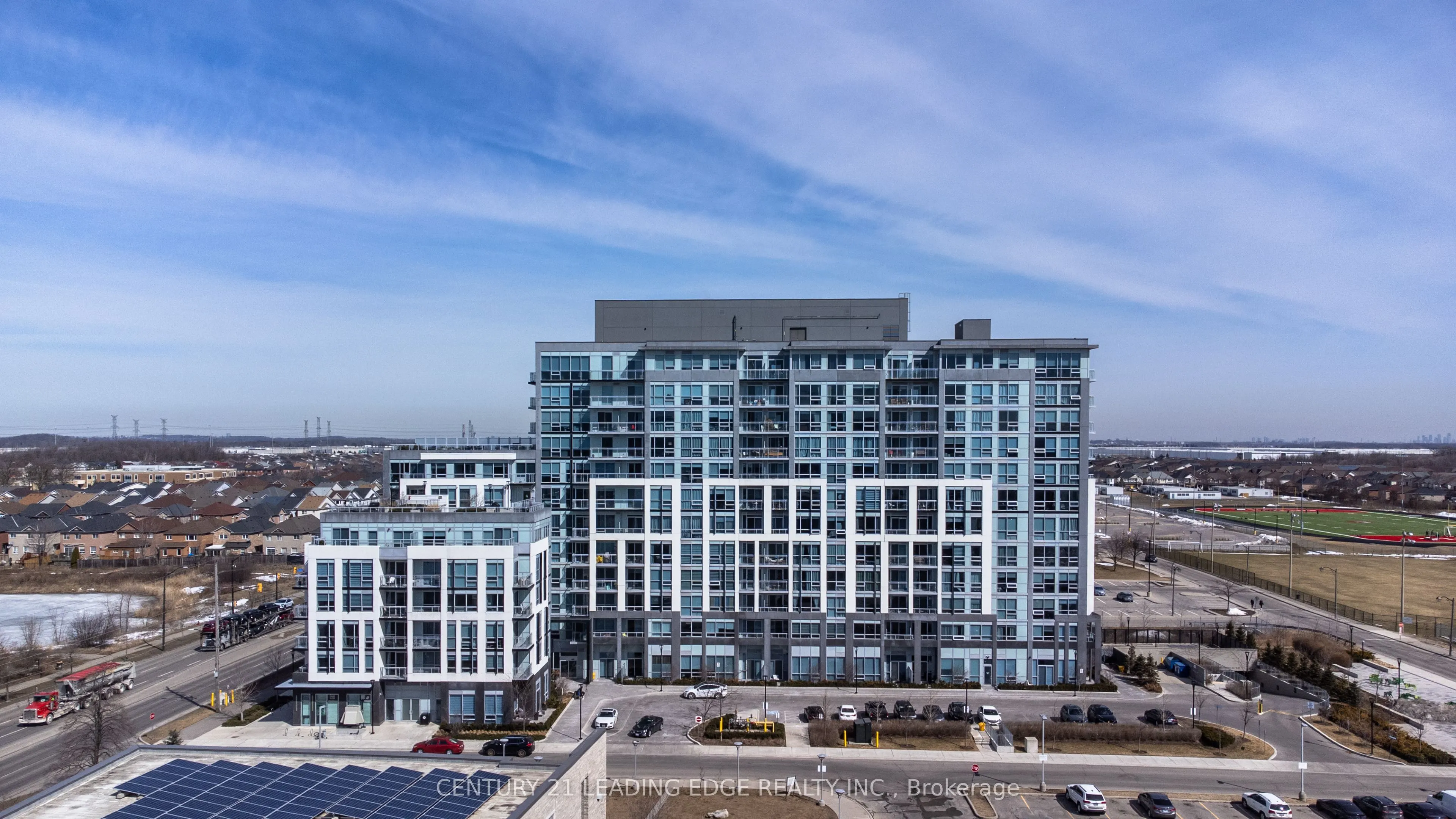 1050 MAIN Street E, #610