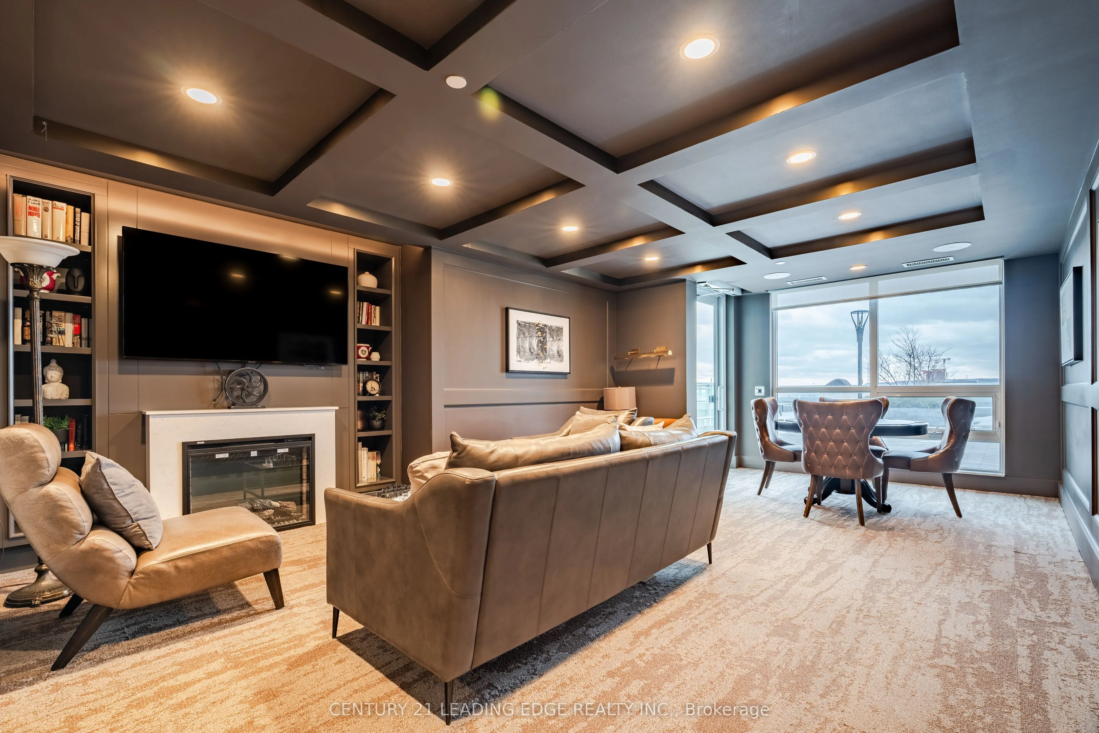 1050 MAIN Street E, #610