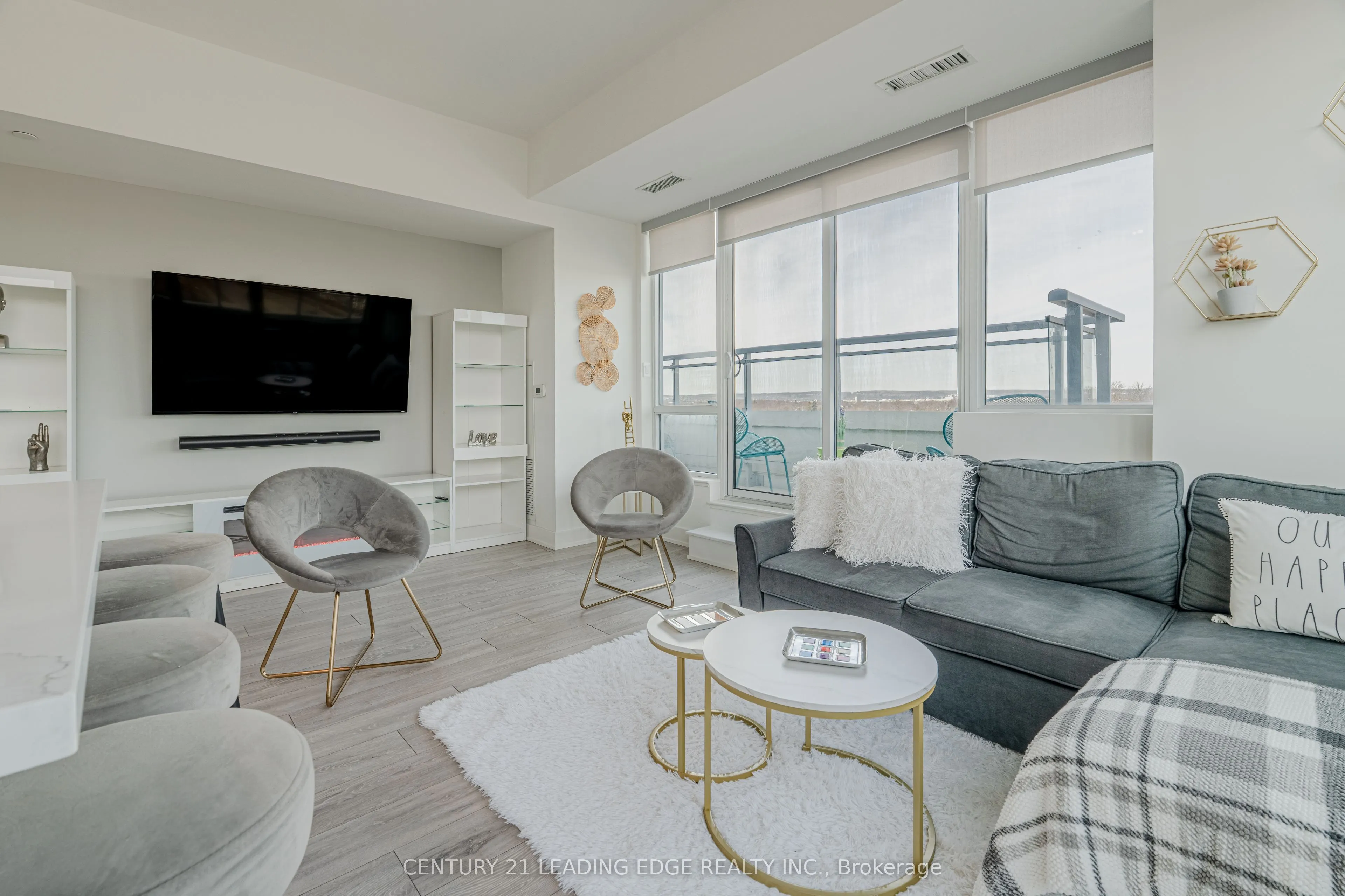 1050 MAIN Street E, #610