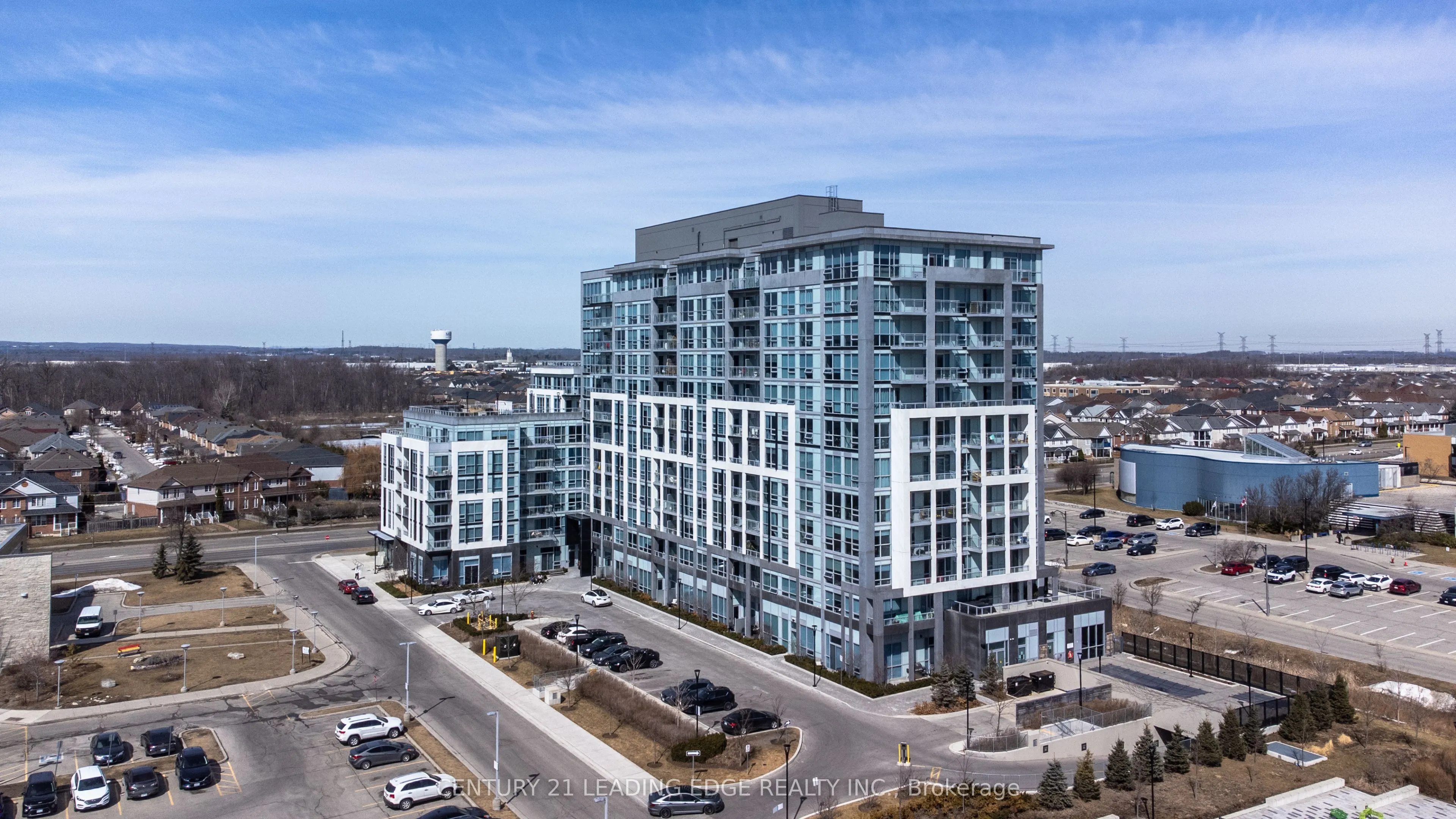 1050 MAIN Street E, #610
