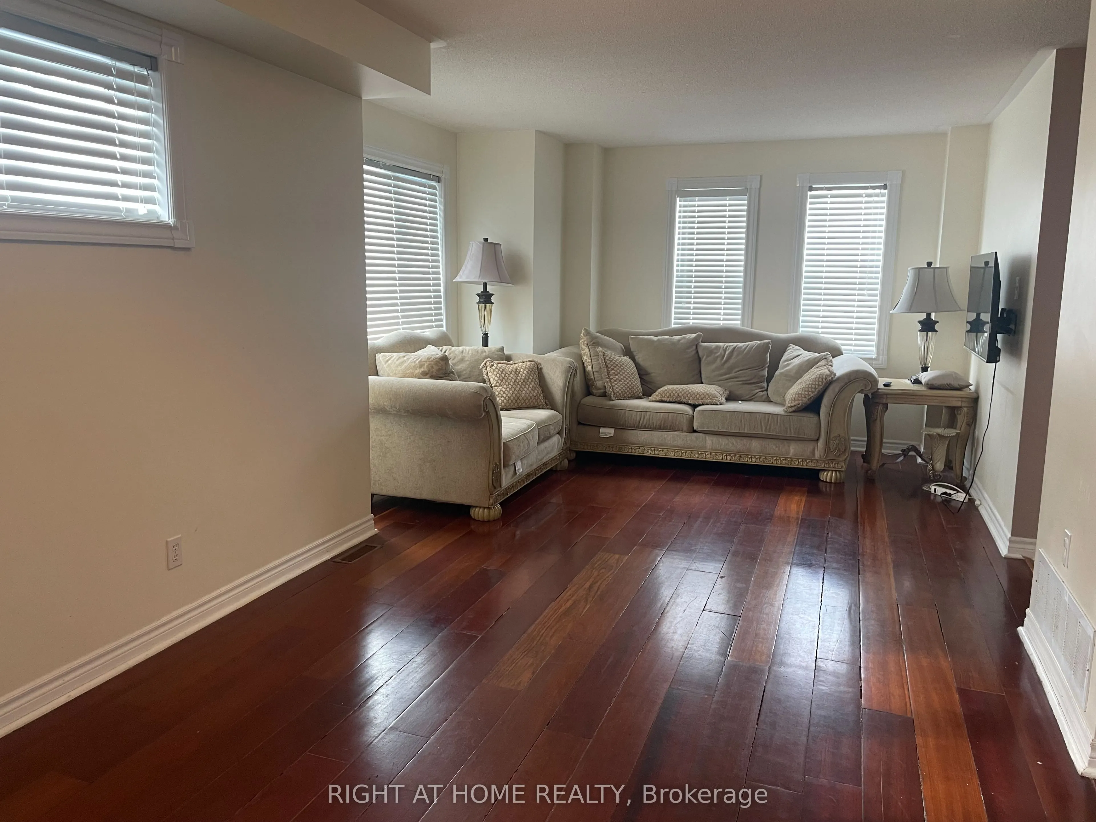 5865 Dalebrook Crescent, #70B