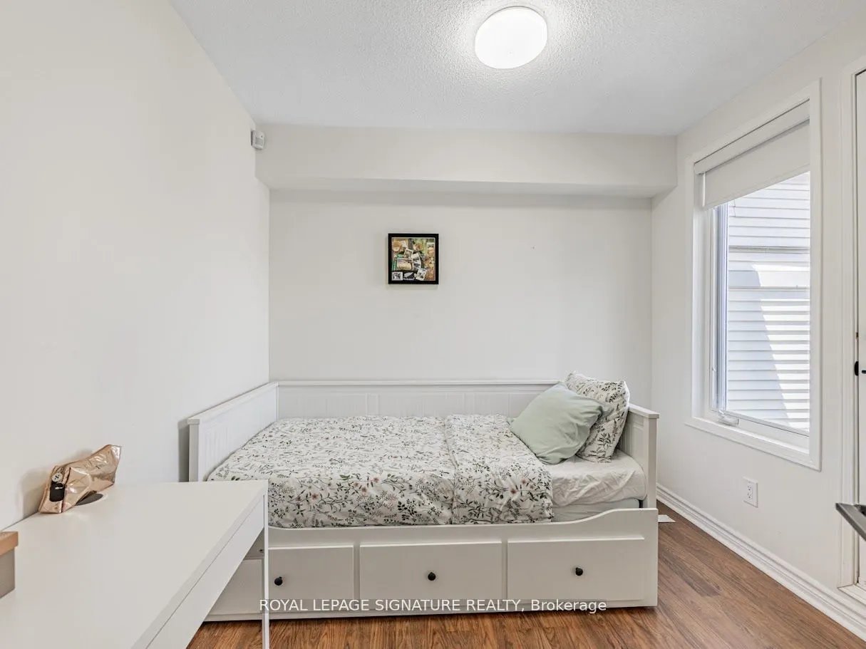 1211 Parkwest Place, #13