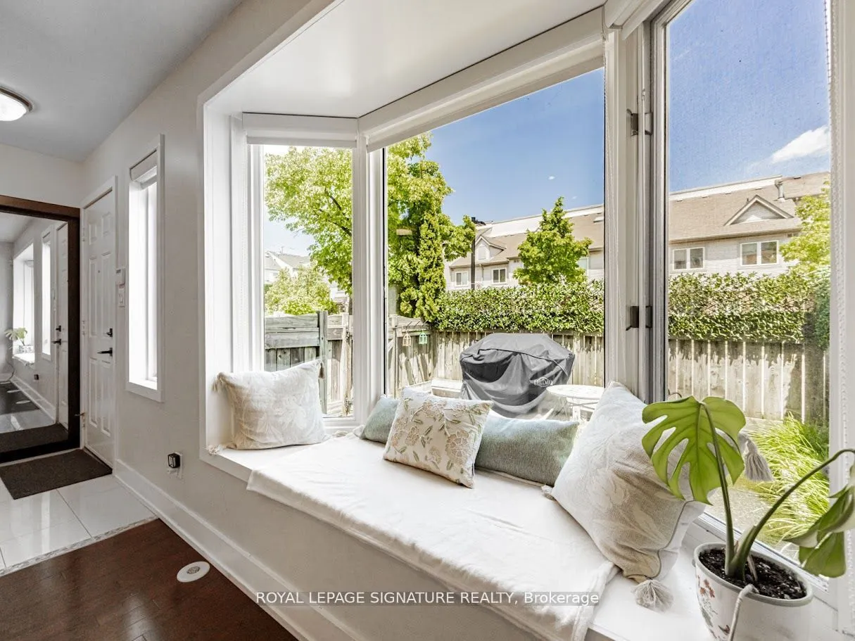 1211 Parkwest Place, #13