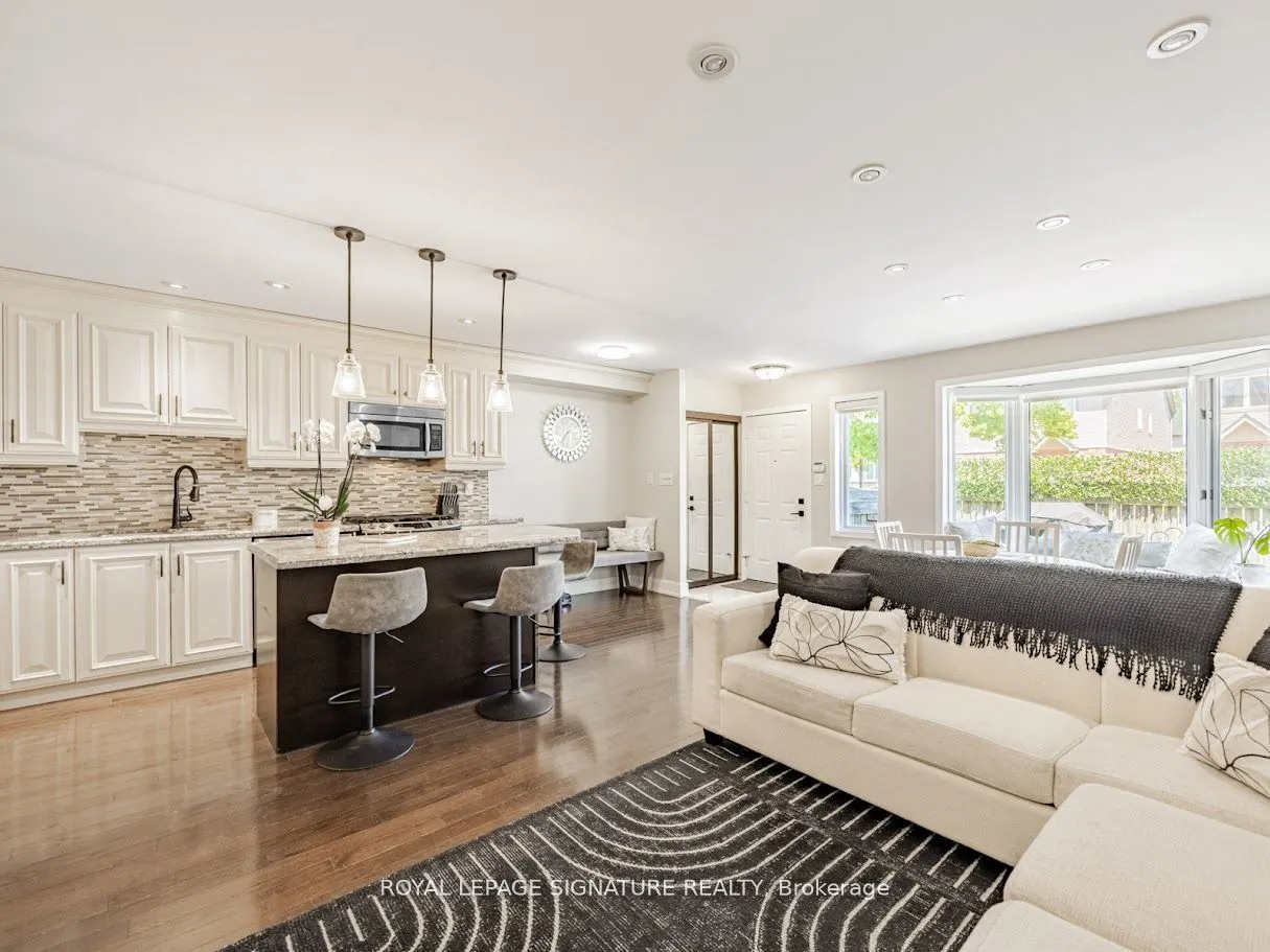 1211 Parkwest Place, #13
