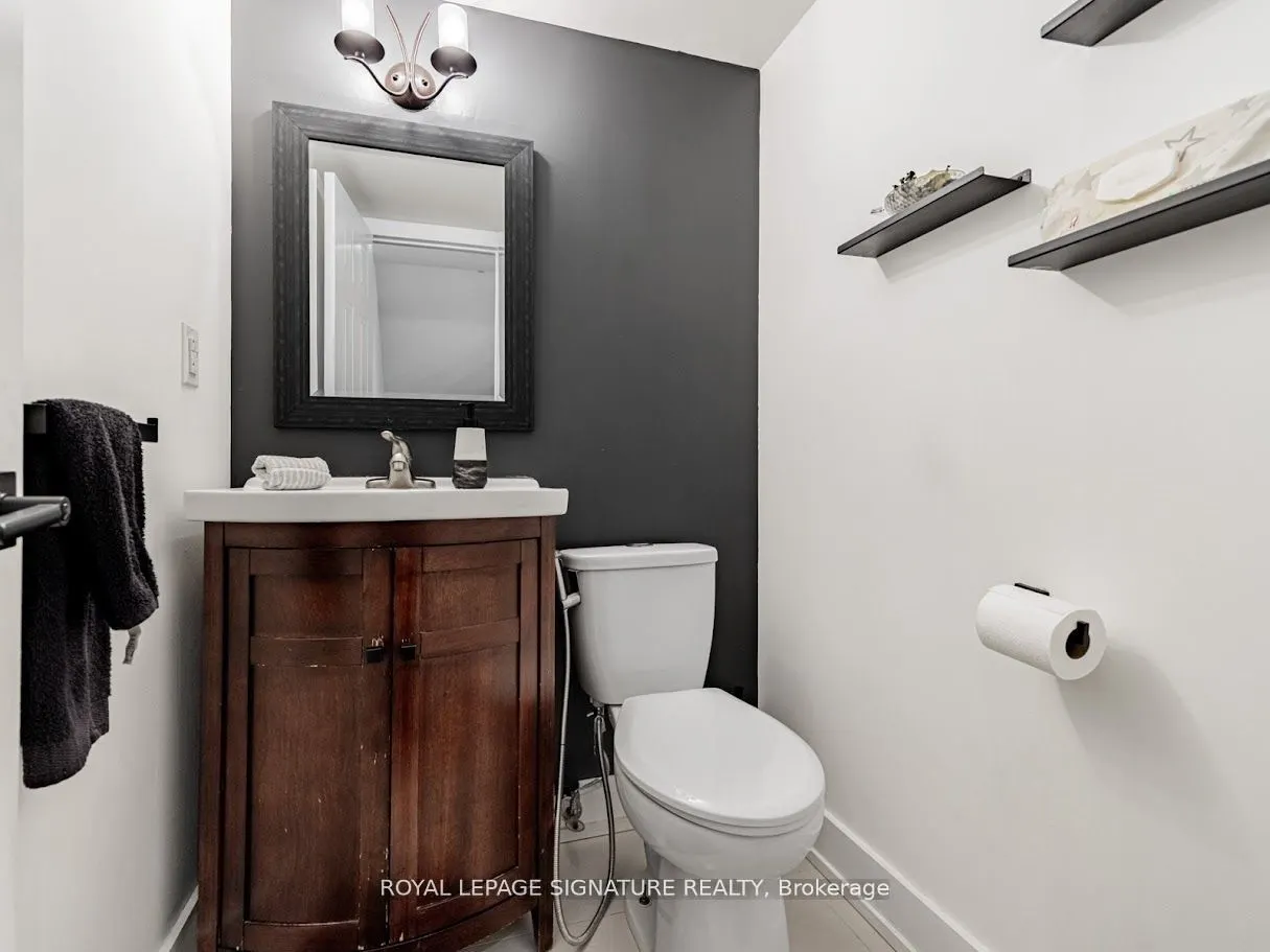 1211 Parkwest Place, #13