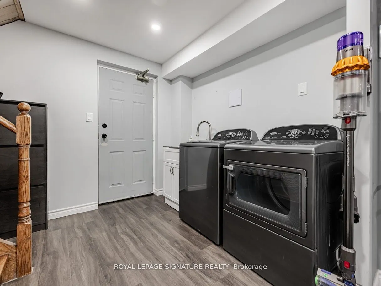1211 Parkwest Place, #13