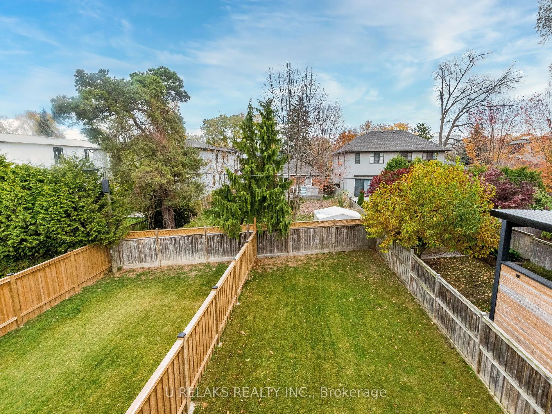 23A Maple Avenue N
