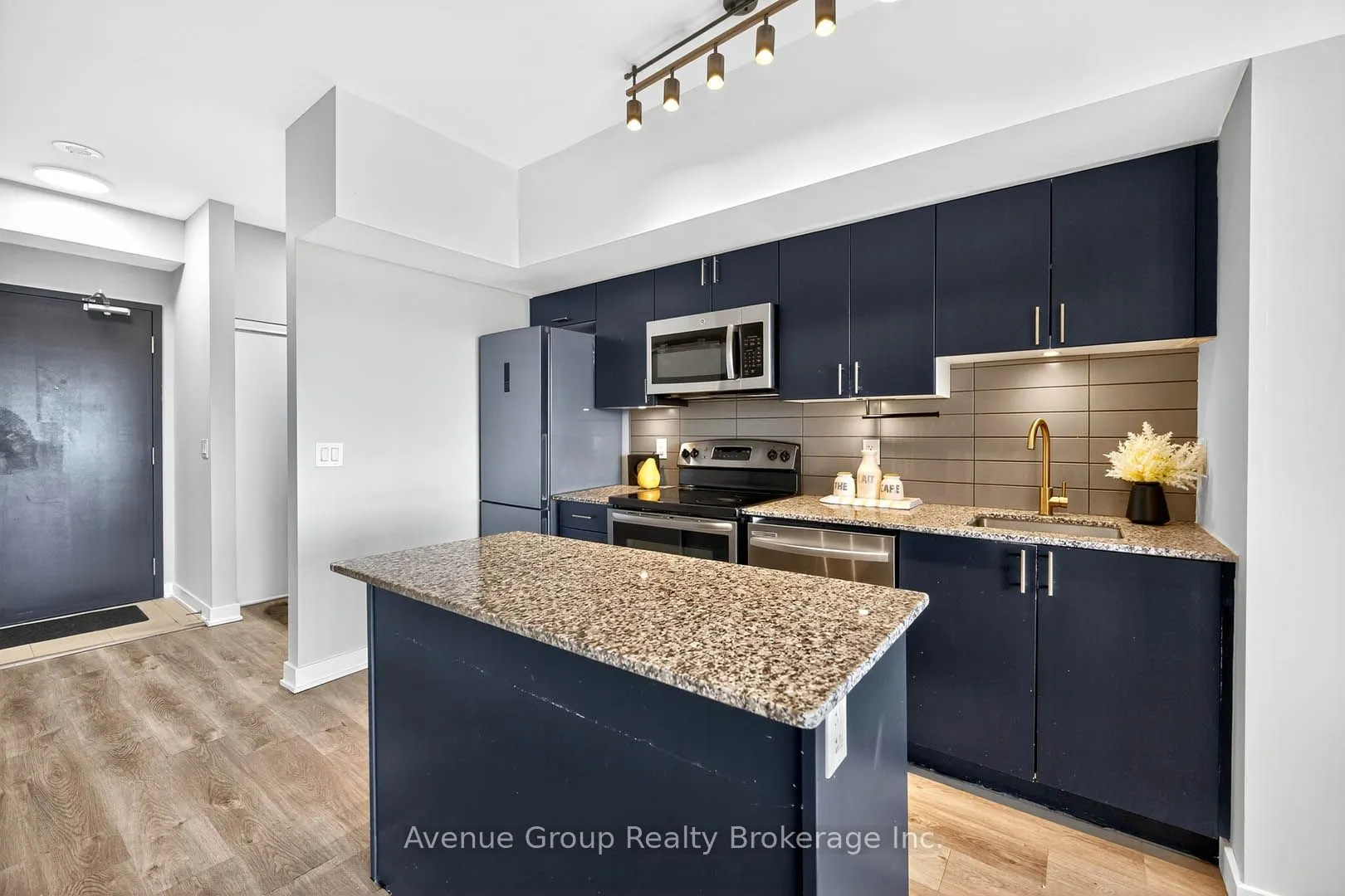 11 Superior Avenue, #610