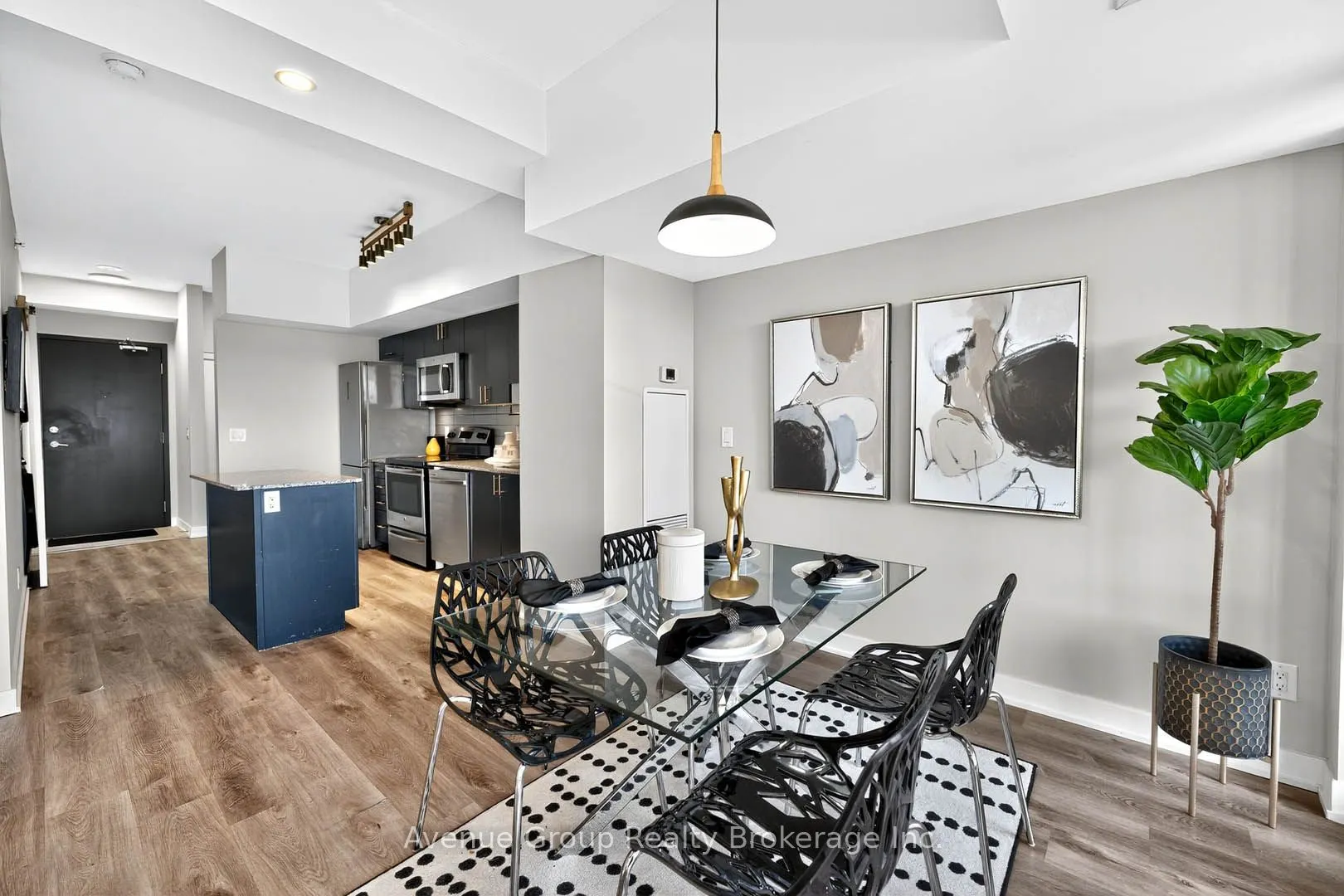11 Superior Avenue, #610