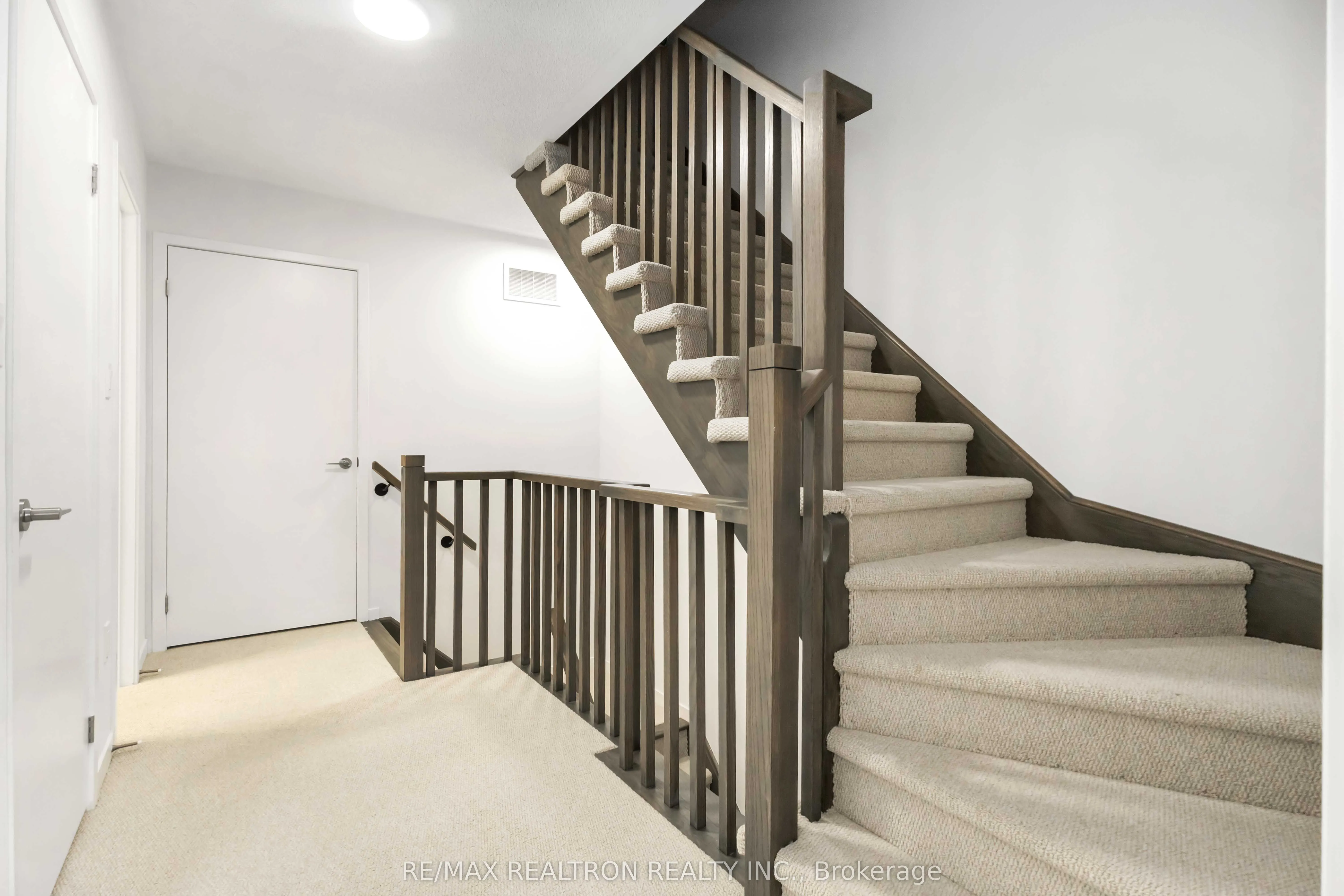 20 William Jackson Way, #89