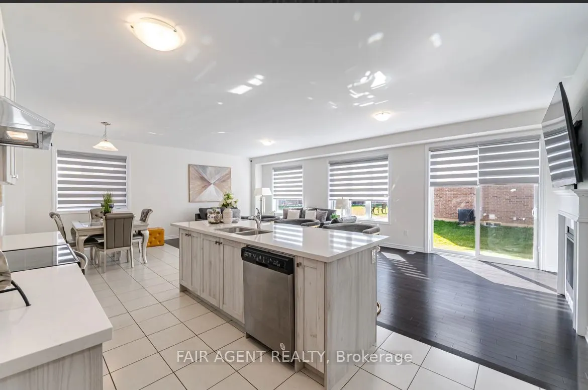 28 Tweedhill Avenue