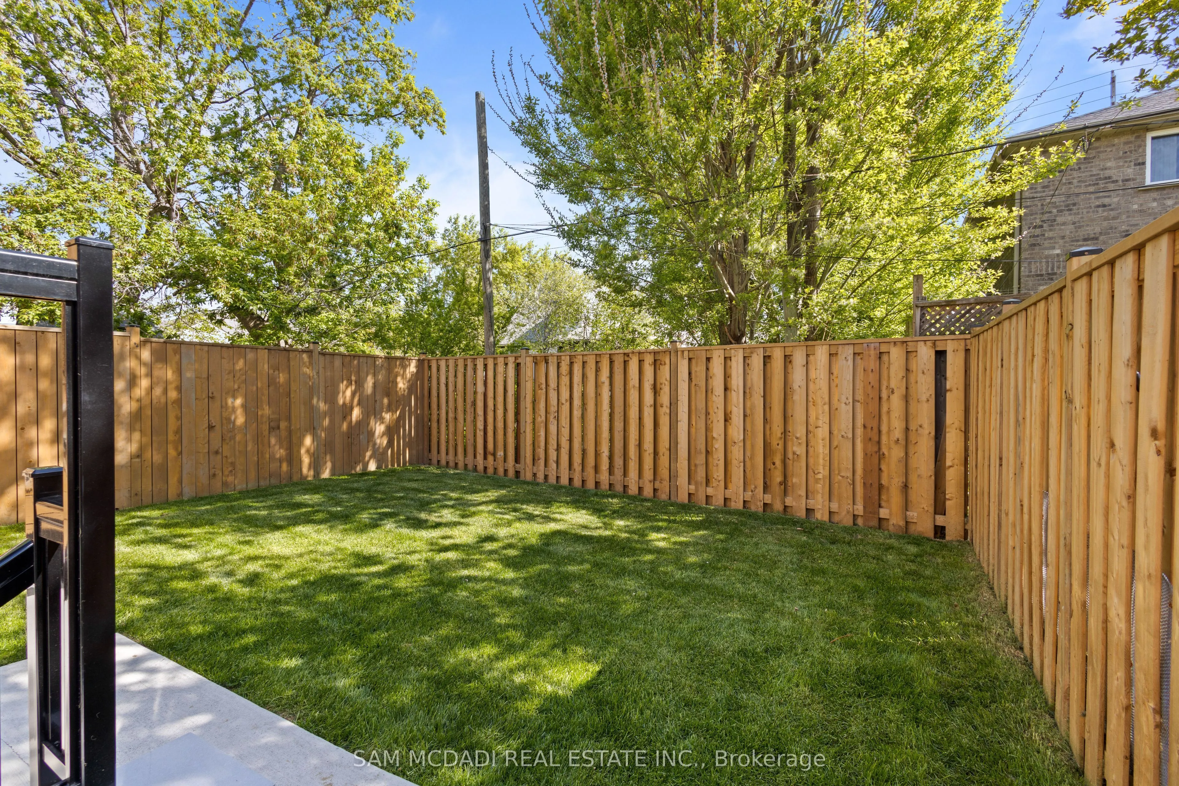 1037 Caven Street