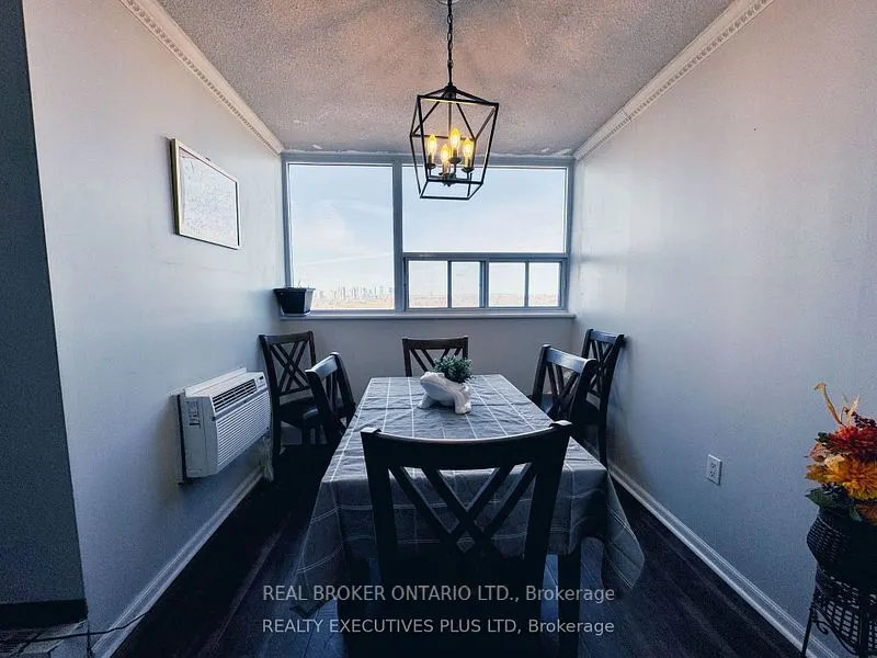 530 Lolita Gardens, #1203