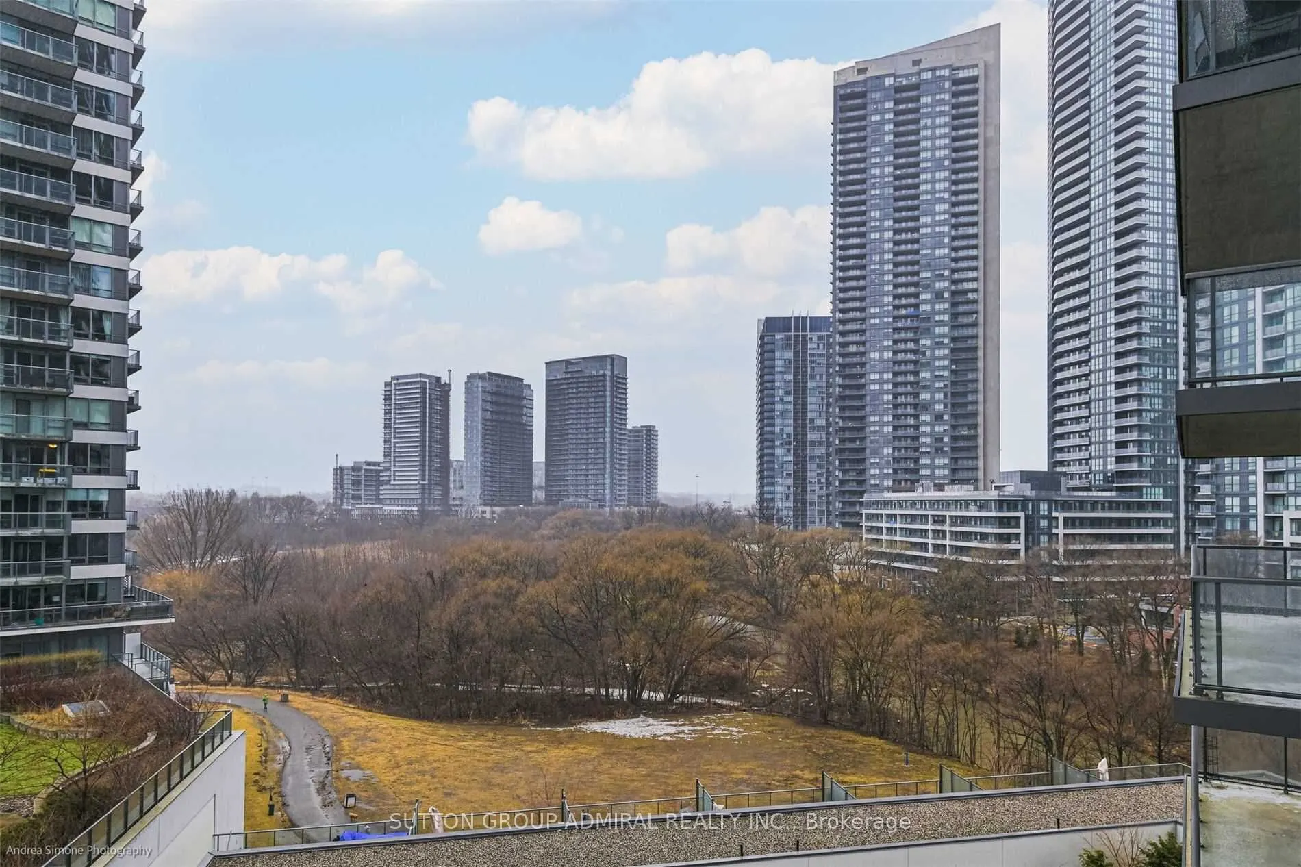 2230 Lakeshore Boulevard W, #603
