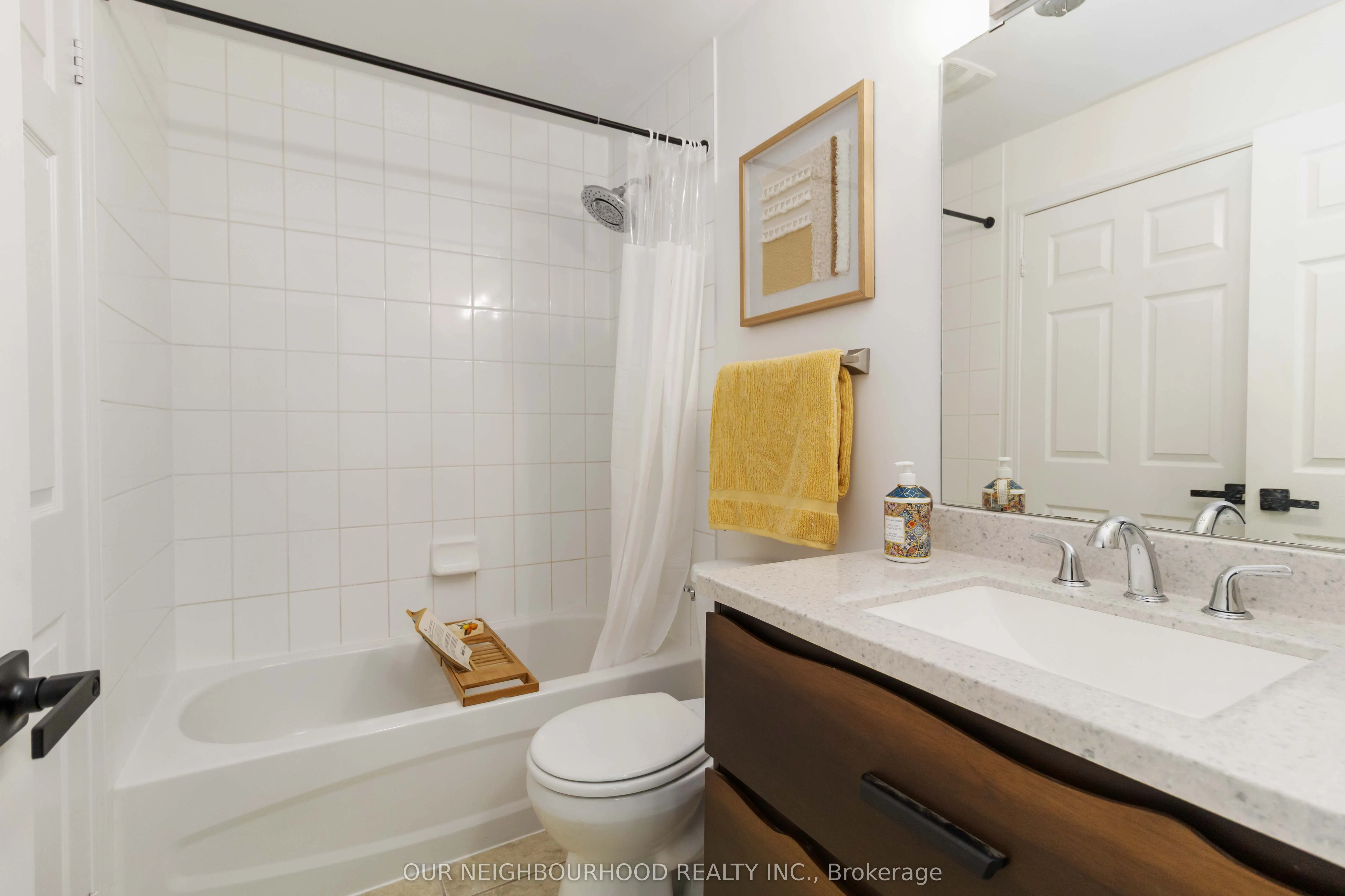 3075 Thomas Street, #201