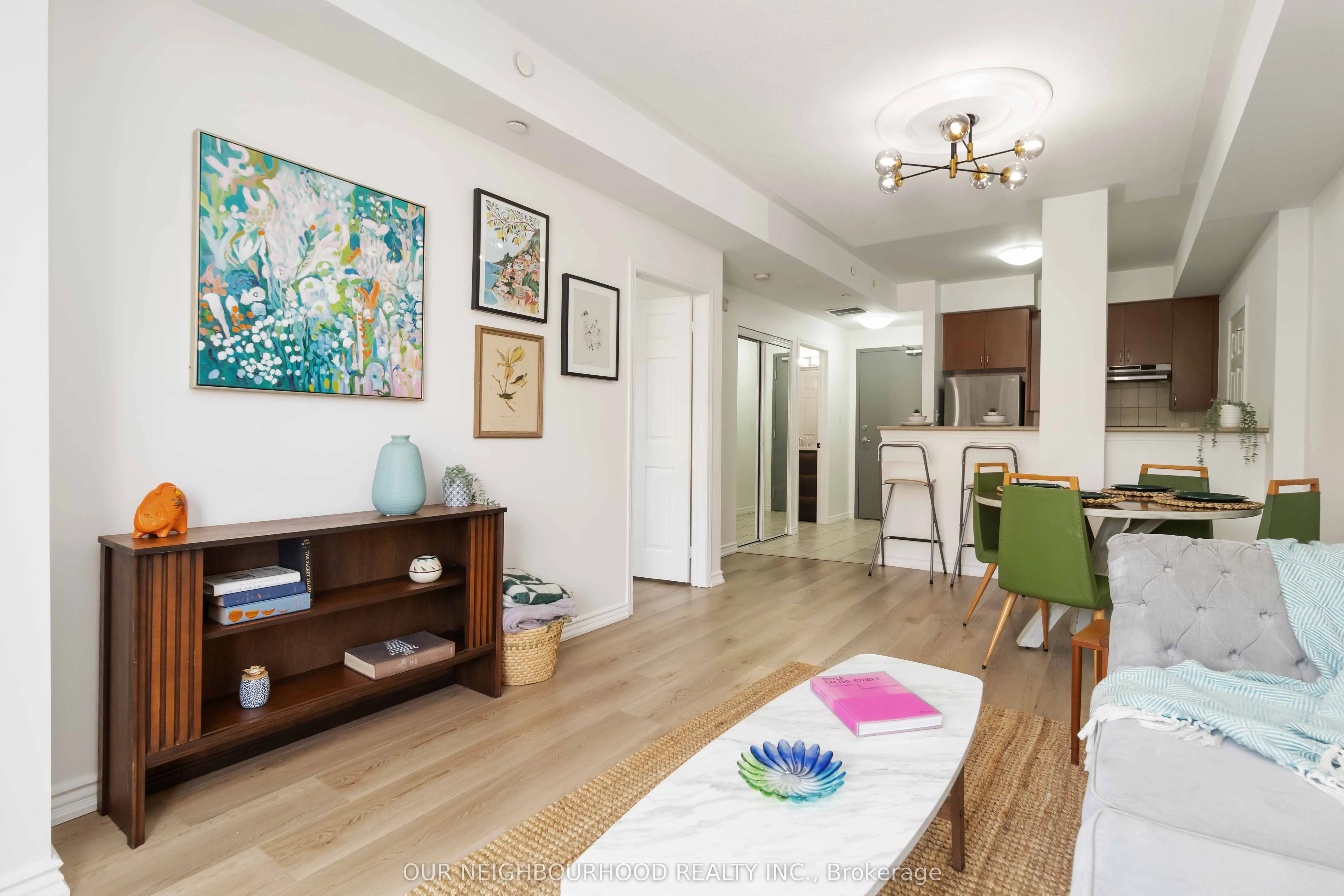 3075 Thomas Street, #201