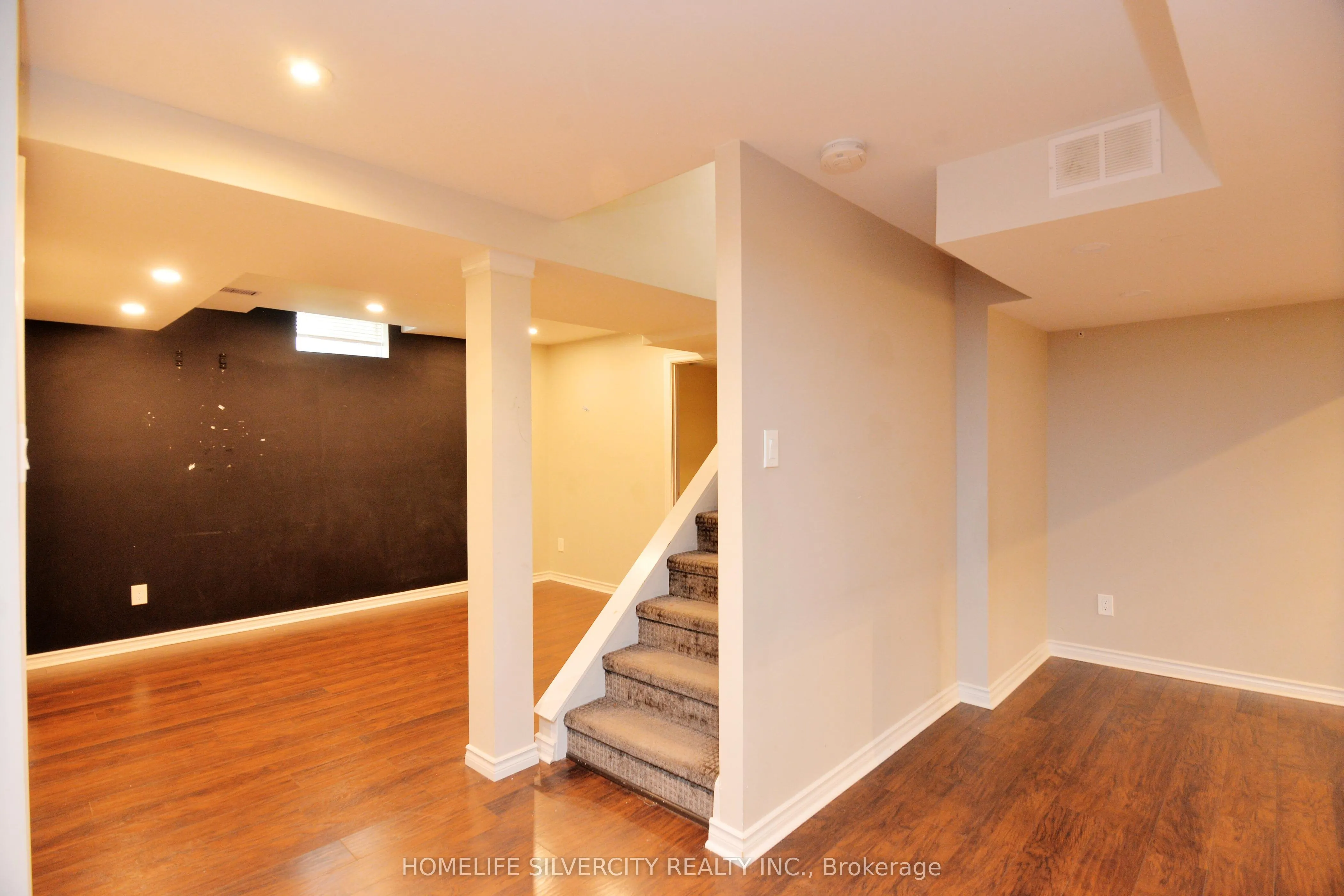 38 ESPOSITO Drive