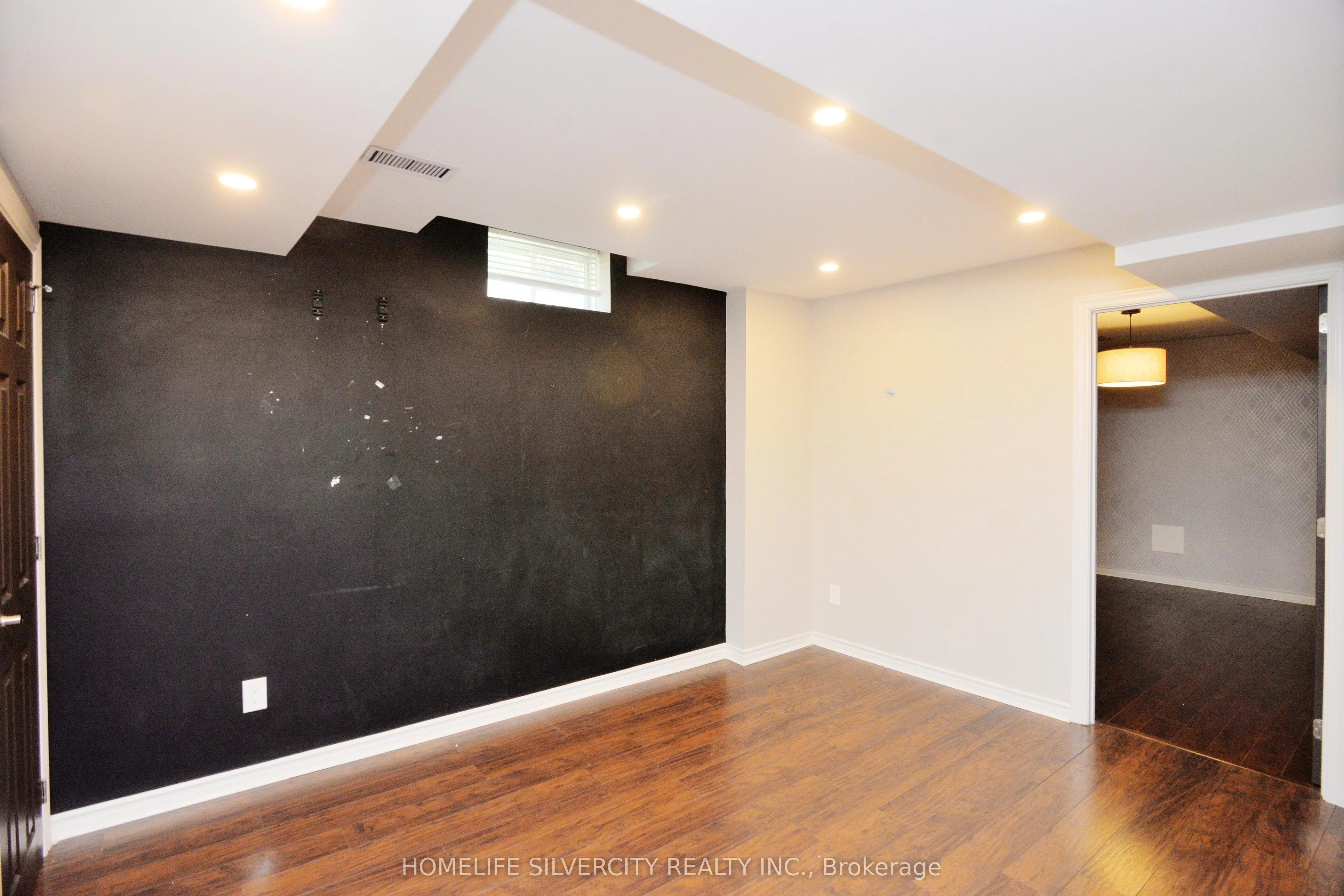 38 ESPOSITO Drive