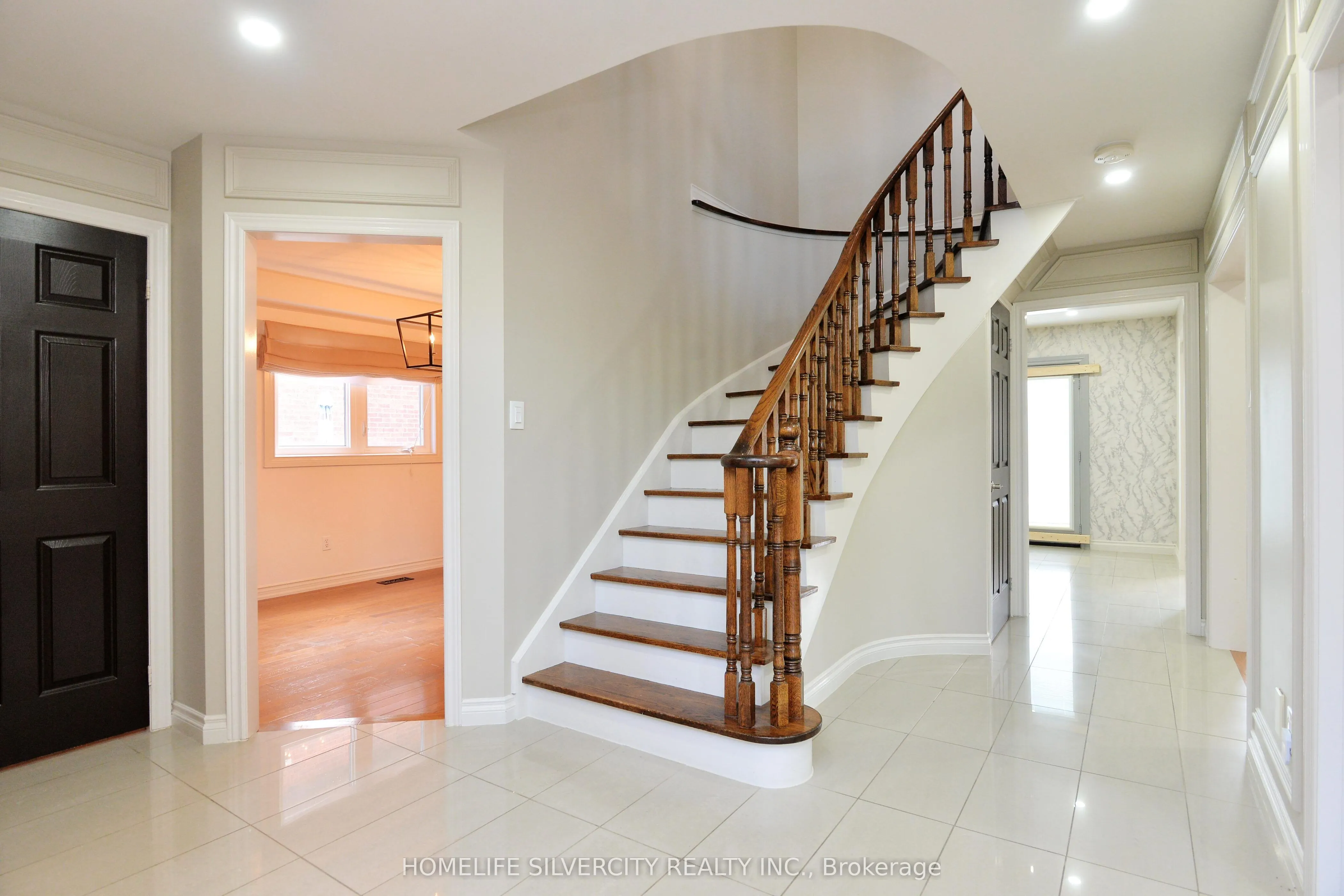 38 ESPOSITO Drive
