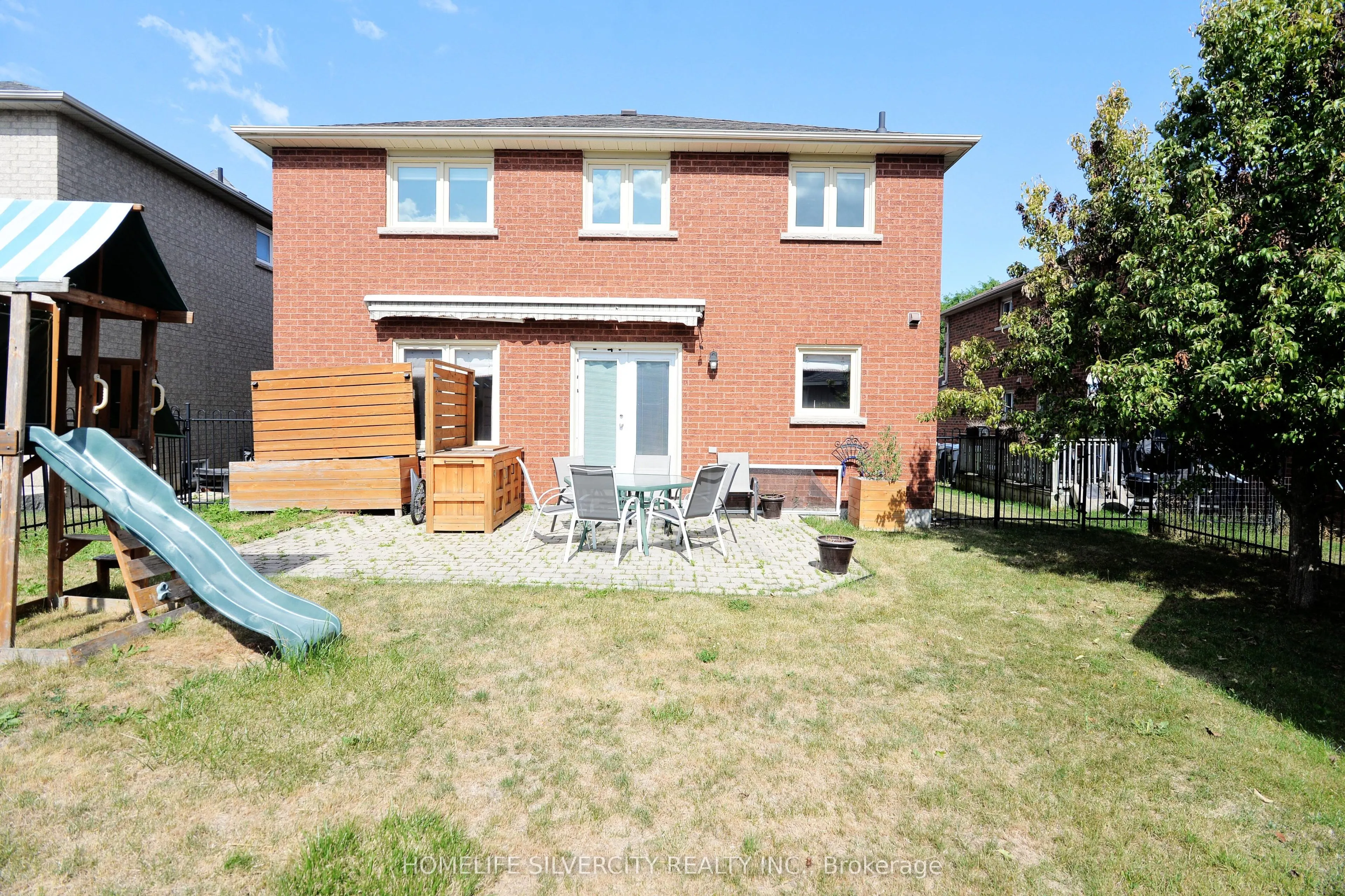 38 ESPOSITO Drive