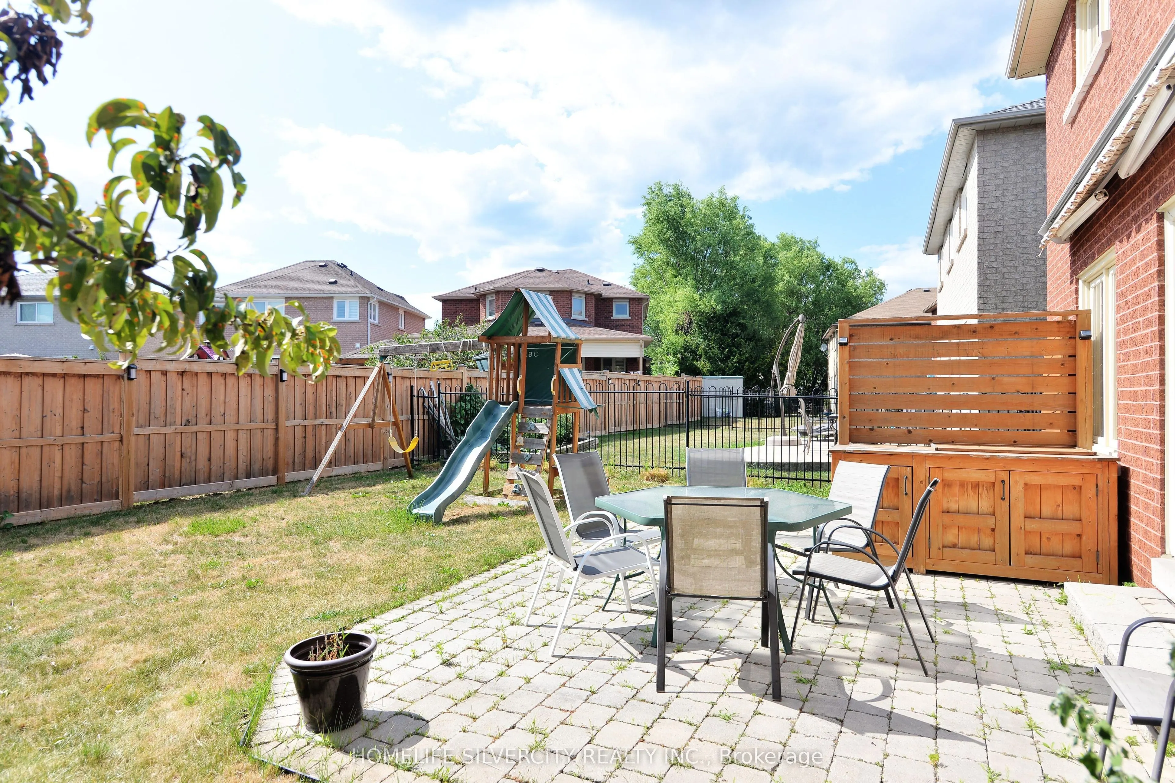 38 ESPOSITO Drive