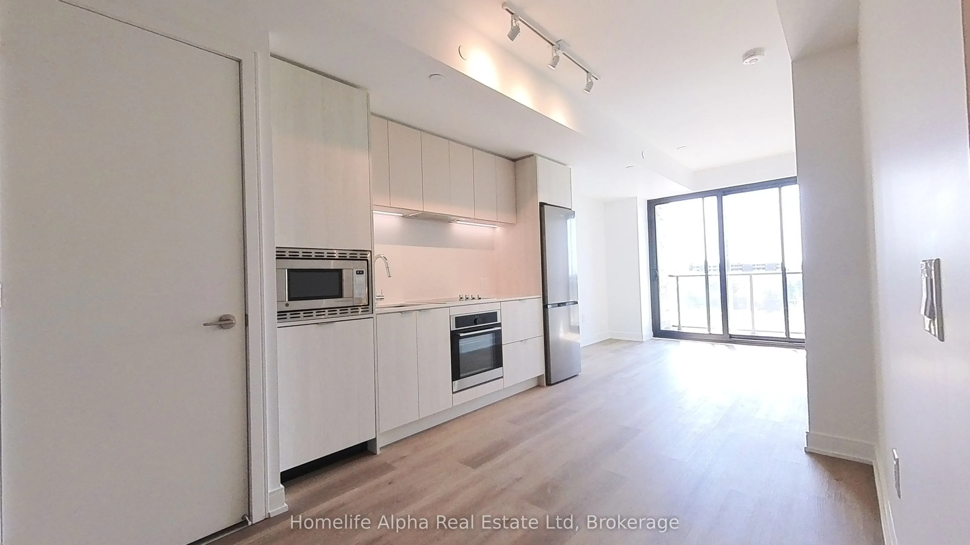 3009 Novar Road, #405