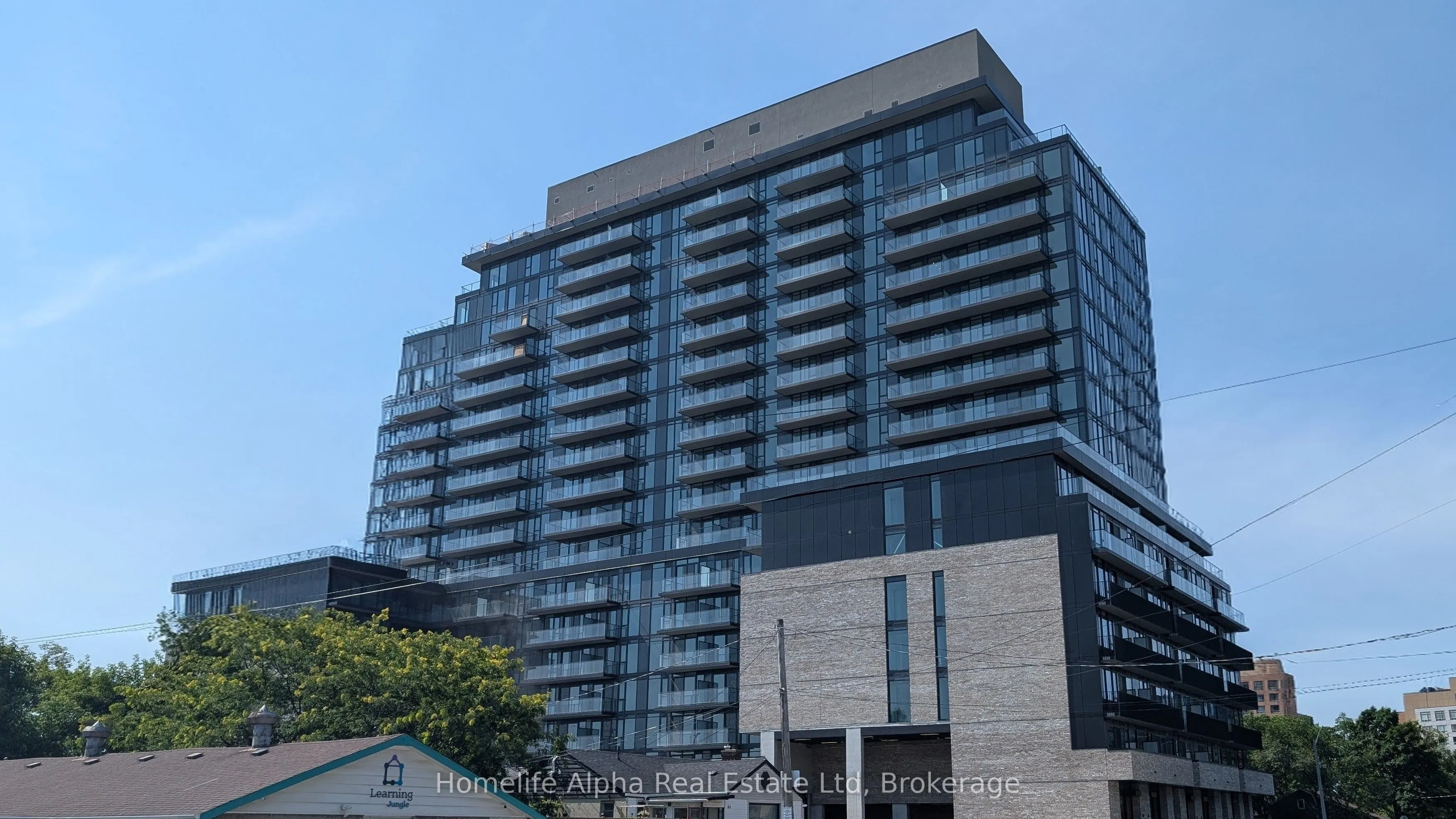 3009 Novar Road, #405