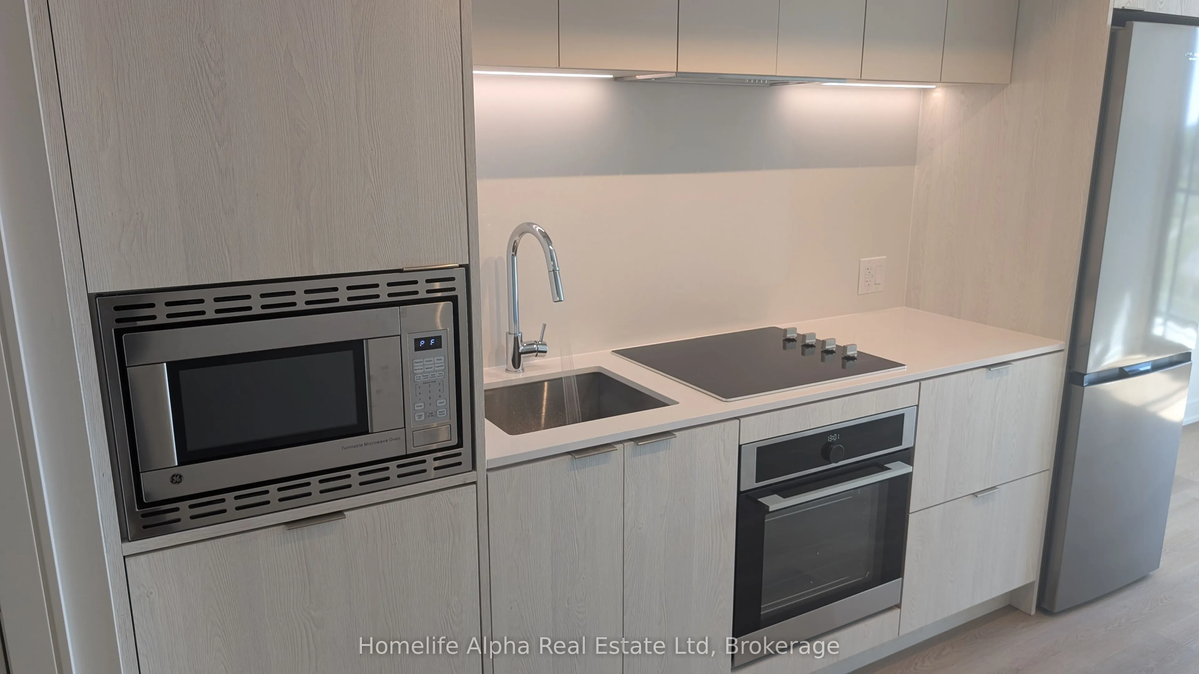 3009 Novar Road, #405