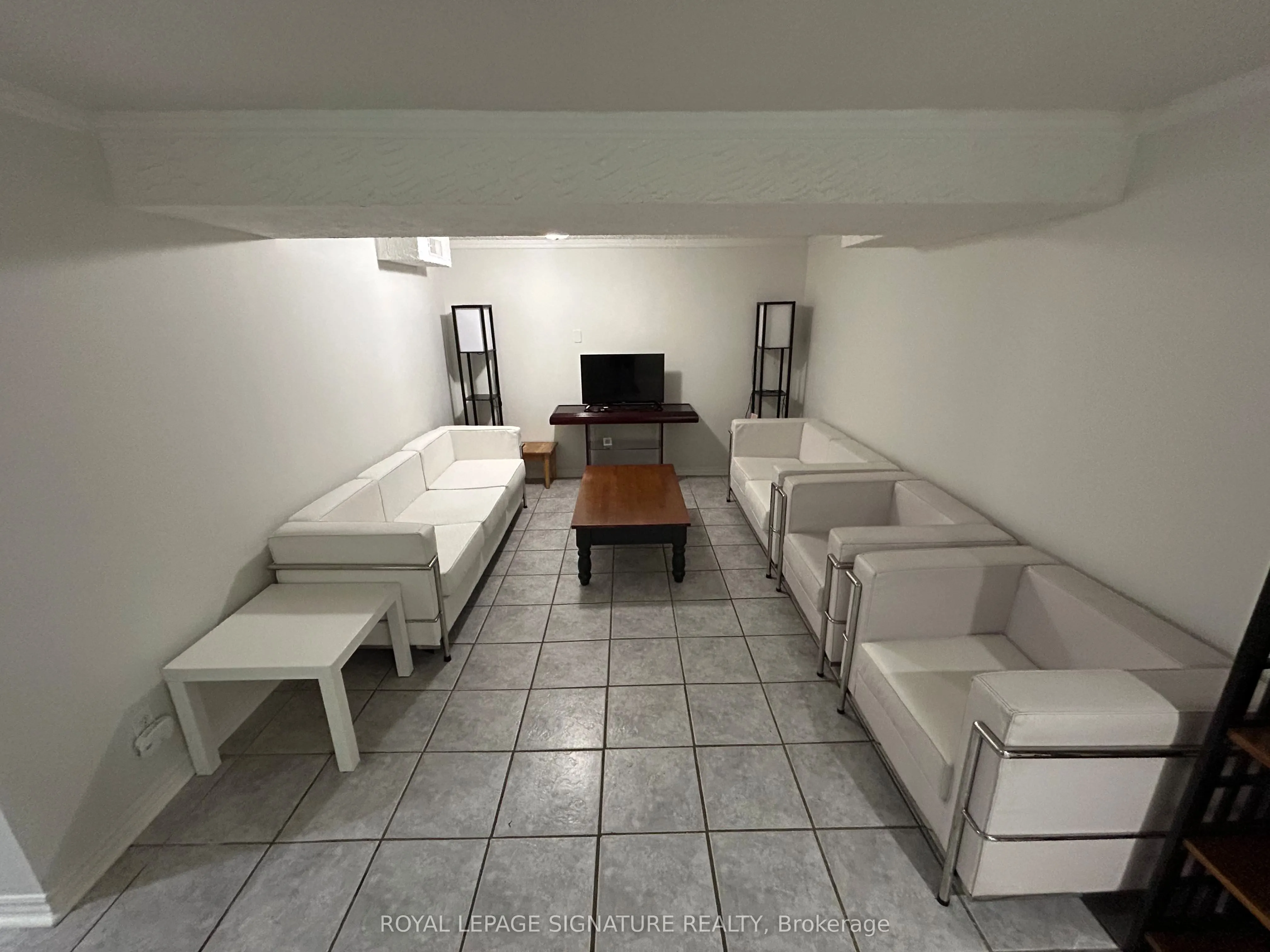 4 Valetta Court, #Bsmt