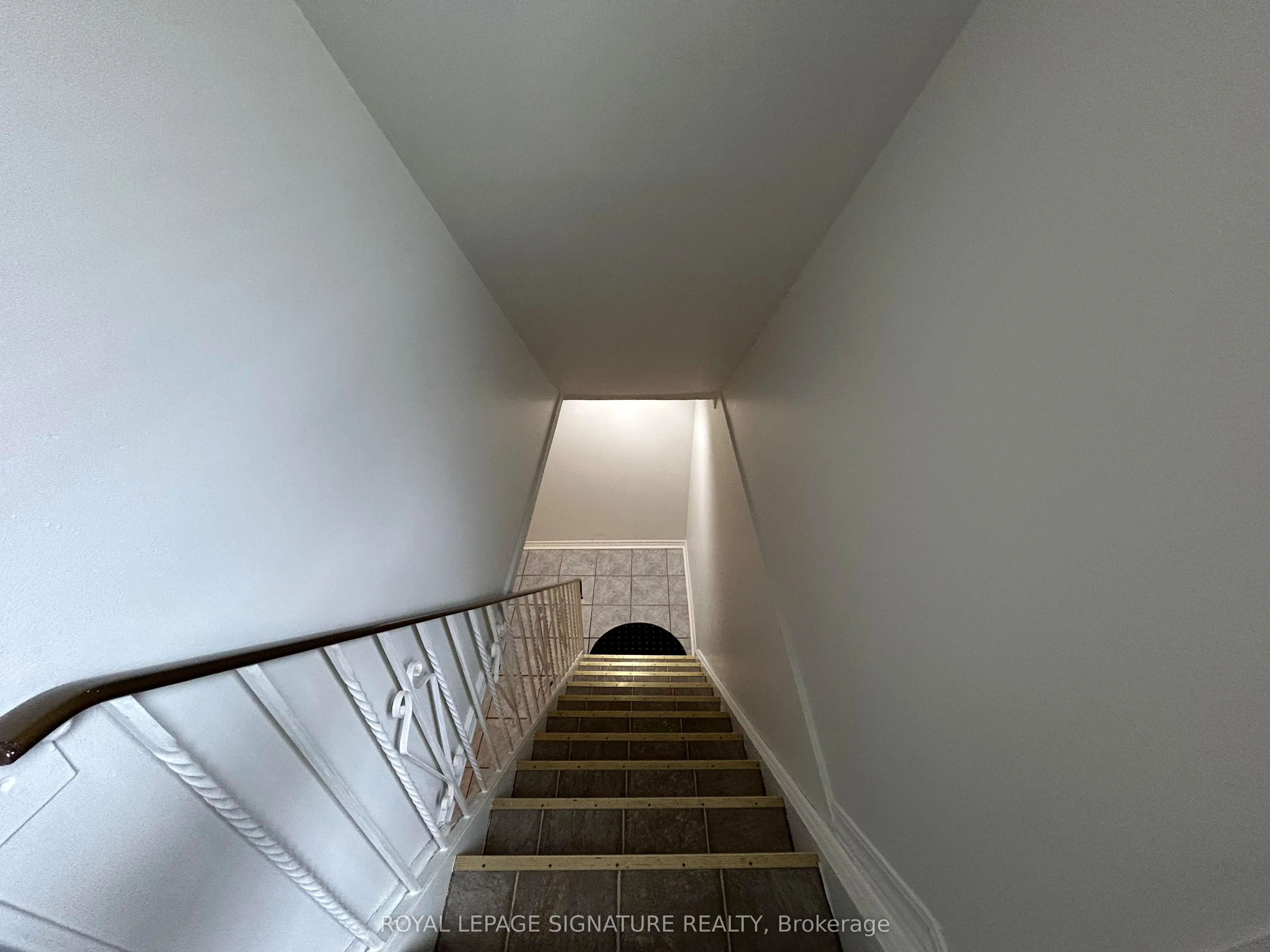 4 Valetta Court, #Bsmt