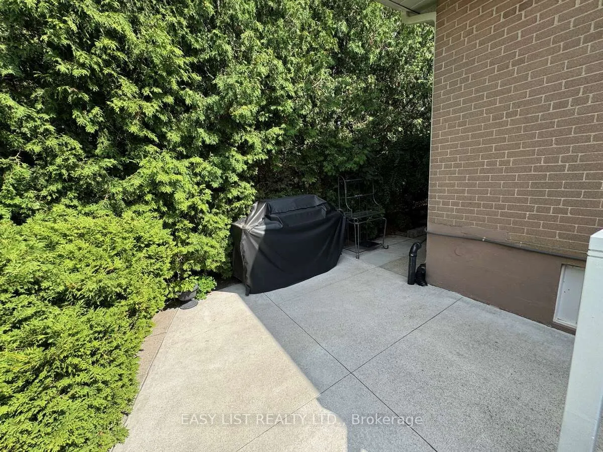 1005 Dormer Street