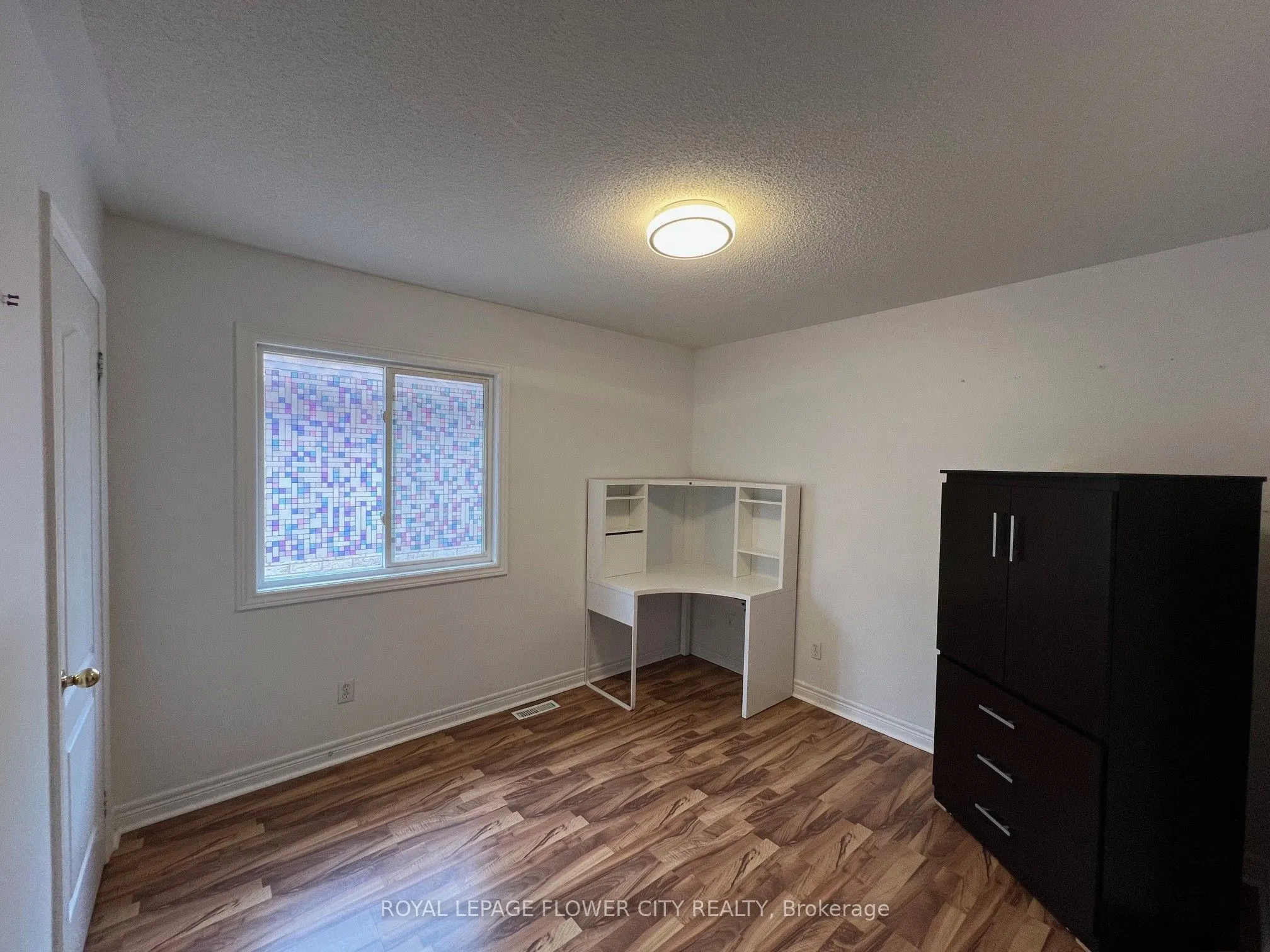 7279 Village Walk